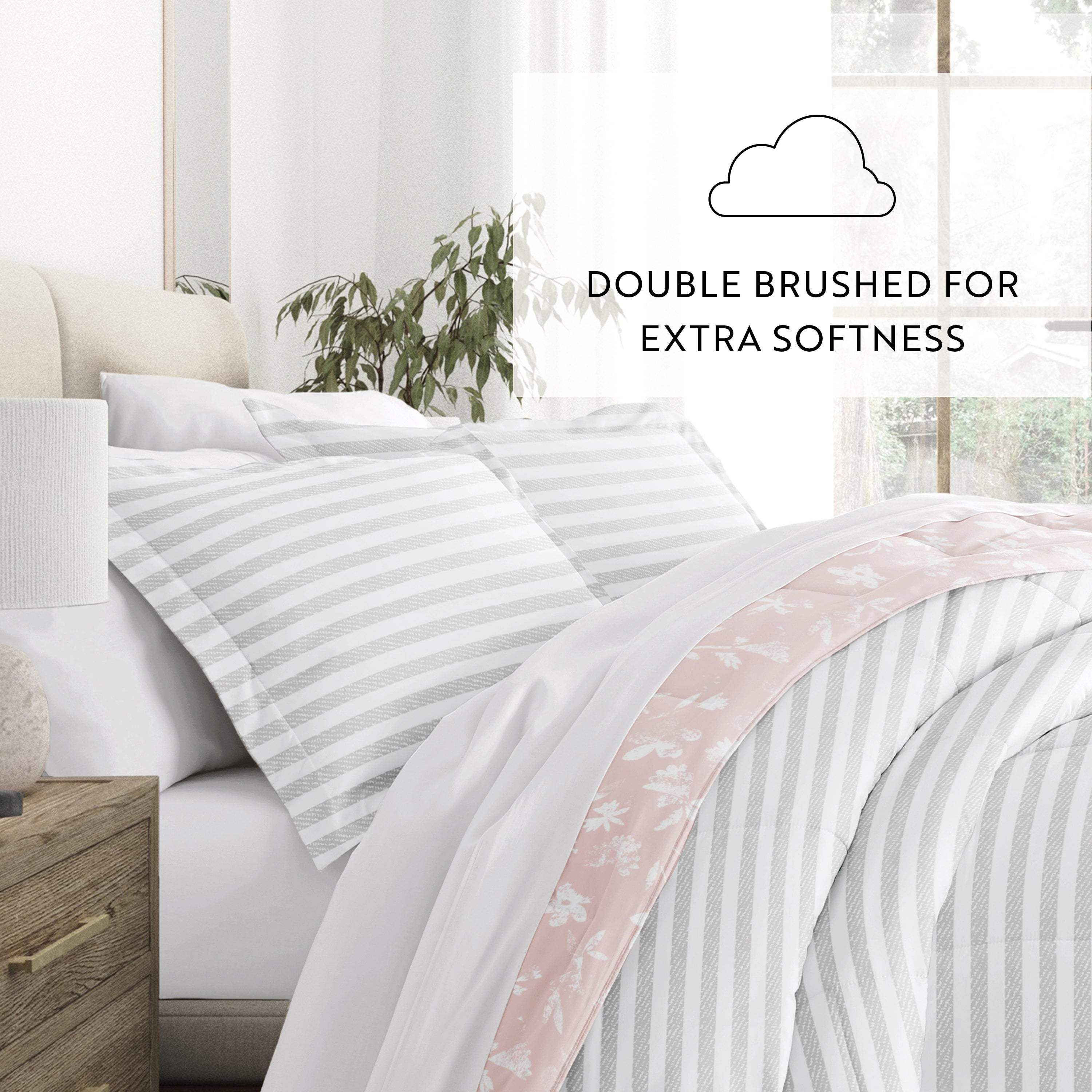 Pressed Flowers Reversible Patterned Down-Alternative Comforter Set