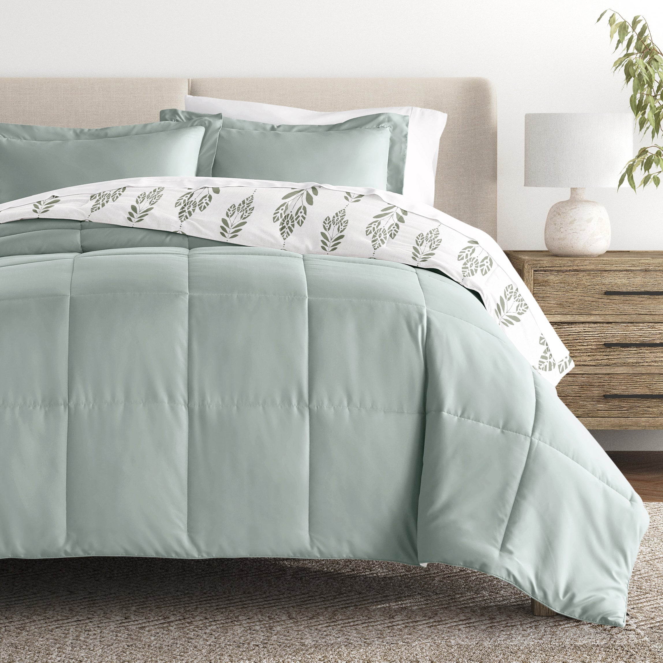Folk Leaves Reversible Patterned Down-Alternative Comforter Set