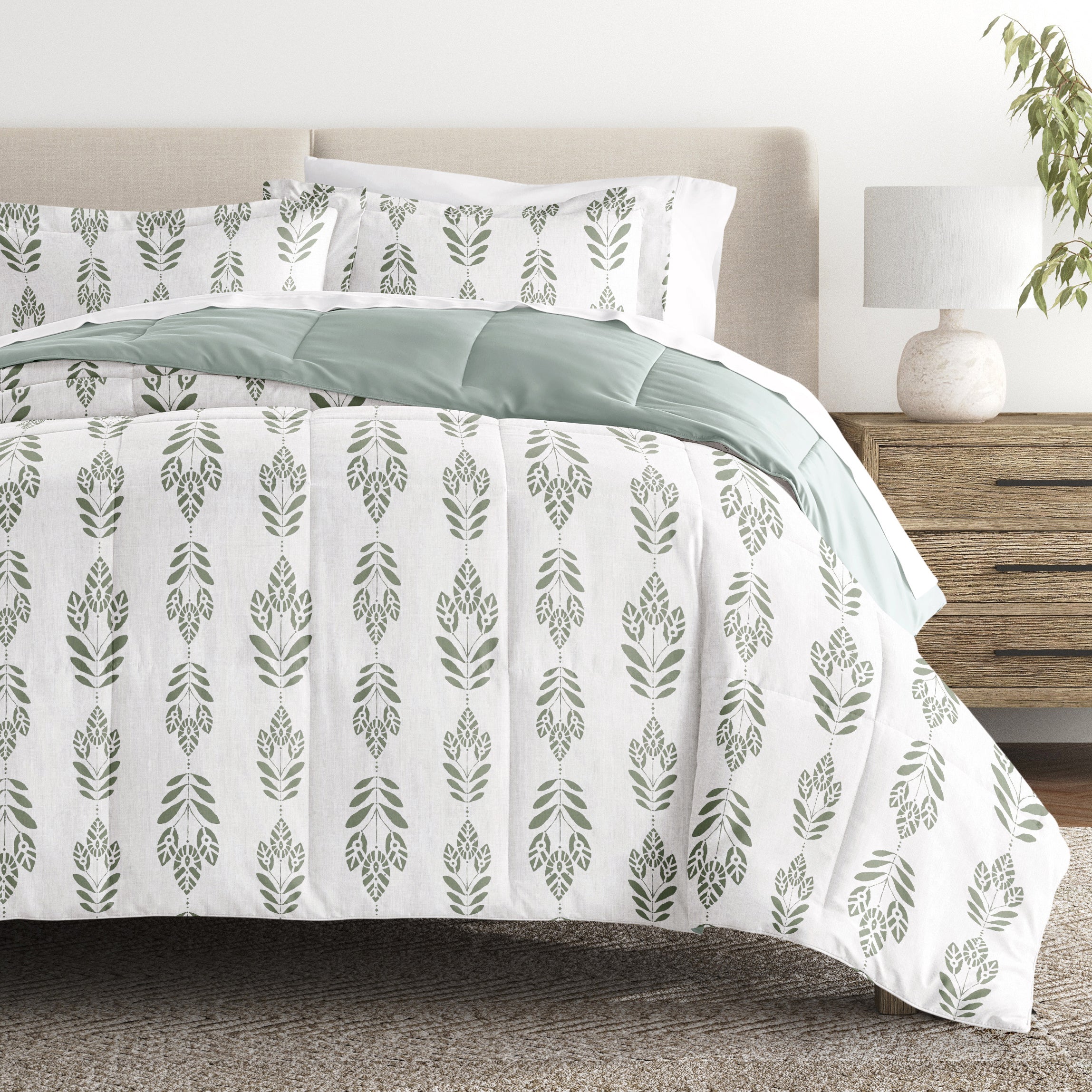 Folk Leaves Reversible Patterned Down-Alternative Comforter Set