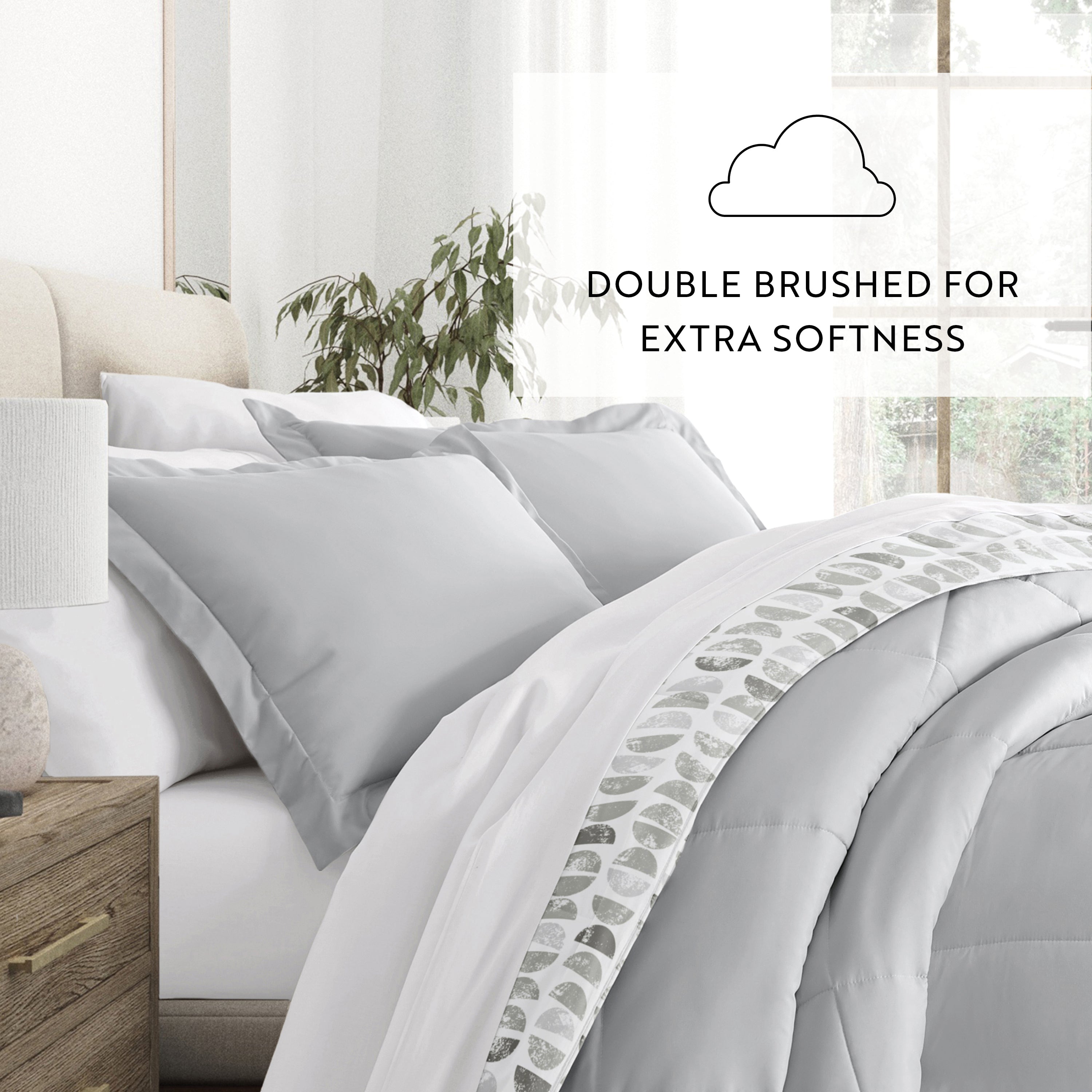 Moonlight Stars Reversible Patterned Down-Alternative Comforter Set