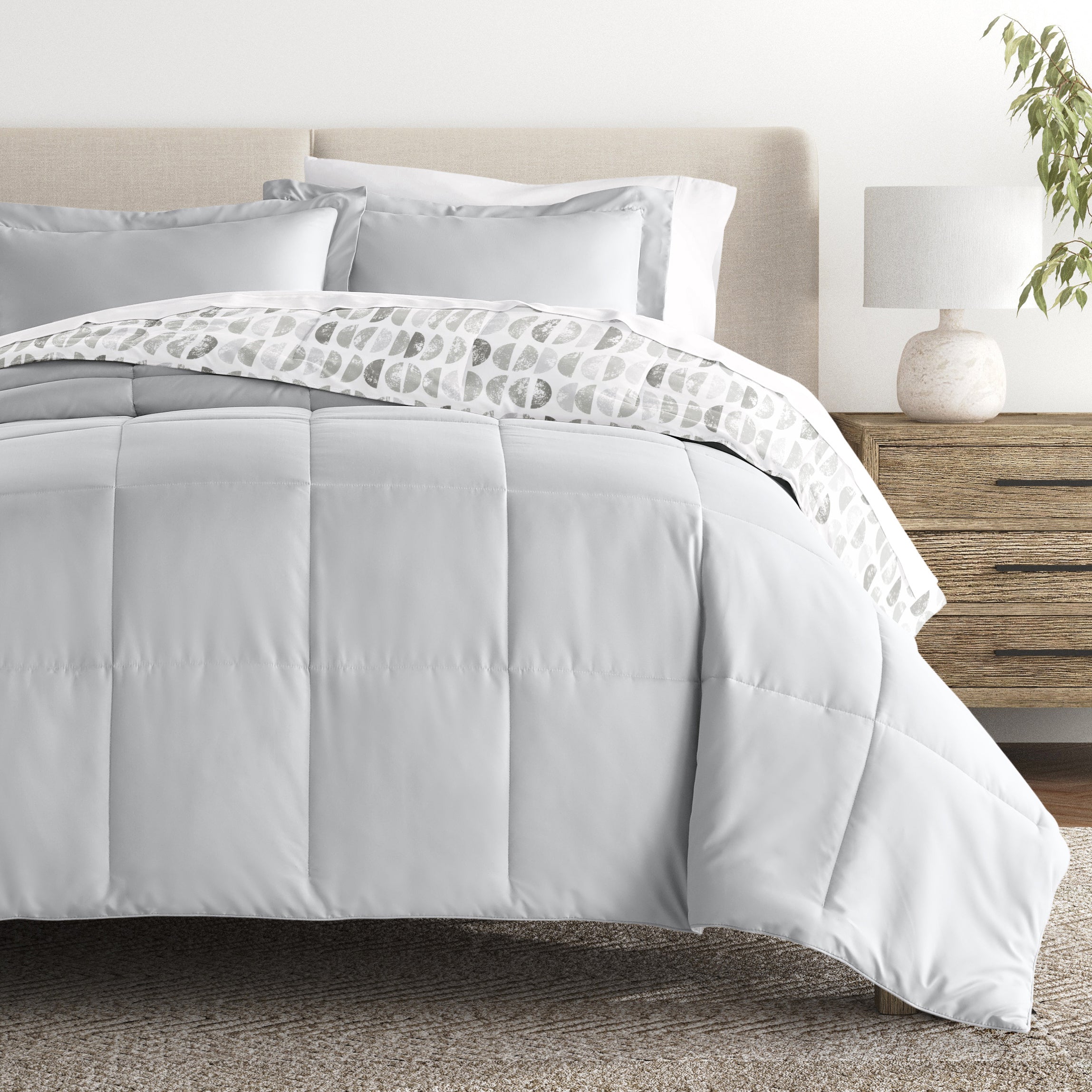 Moonlight Stars Reversible Patterned Down-Alternative Comforter Set