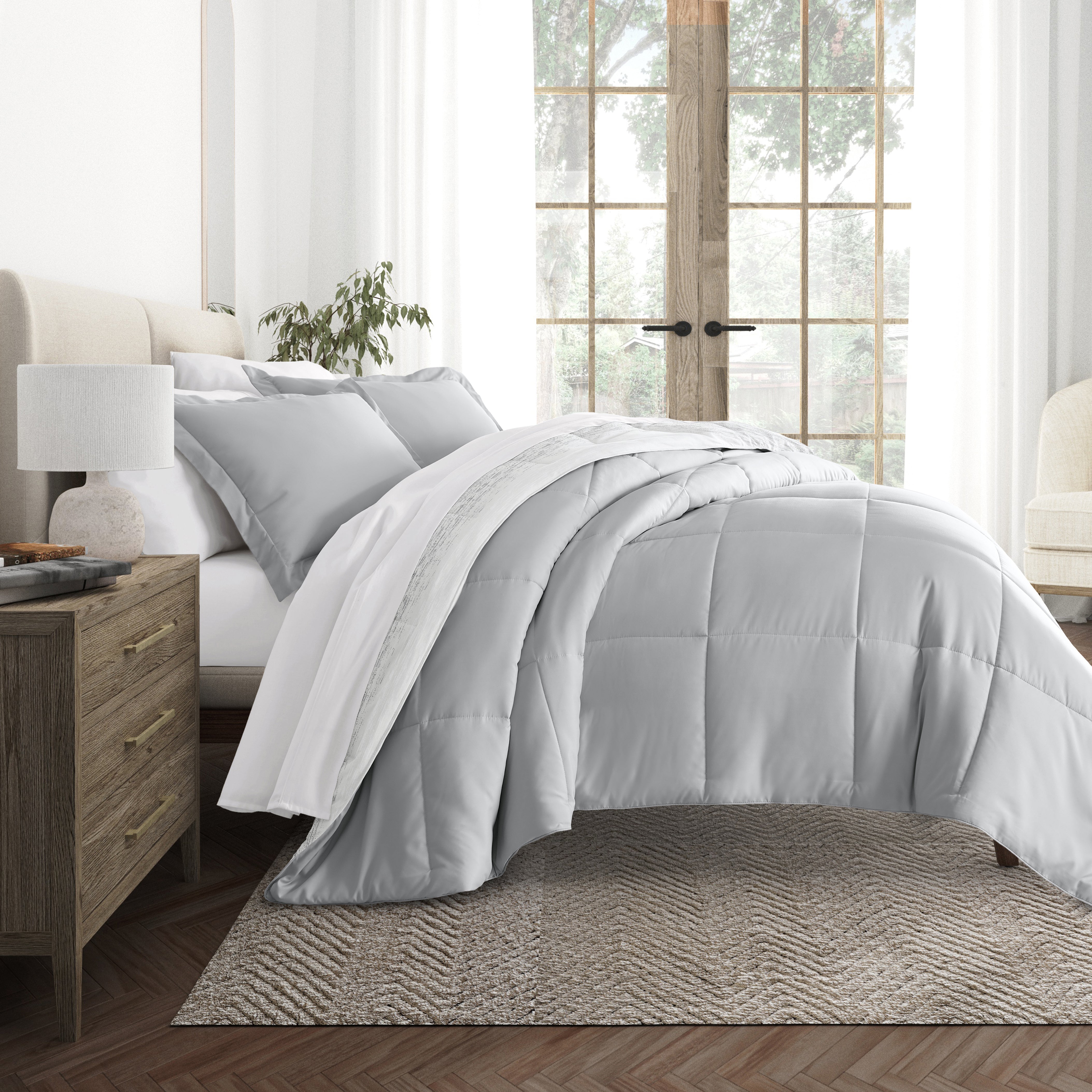 Ombre Reversible Patterned Down-Alternative Comforter Set