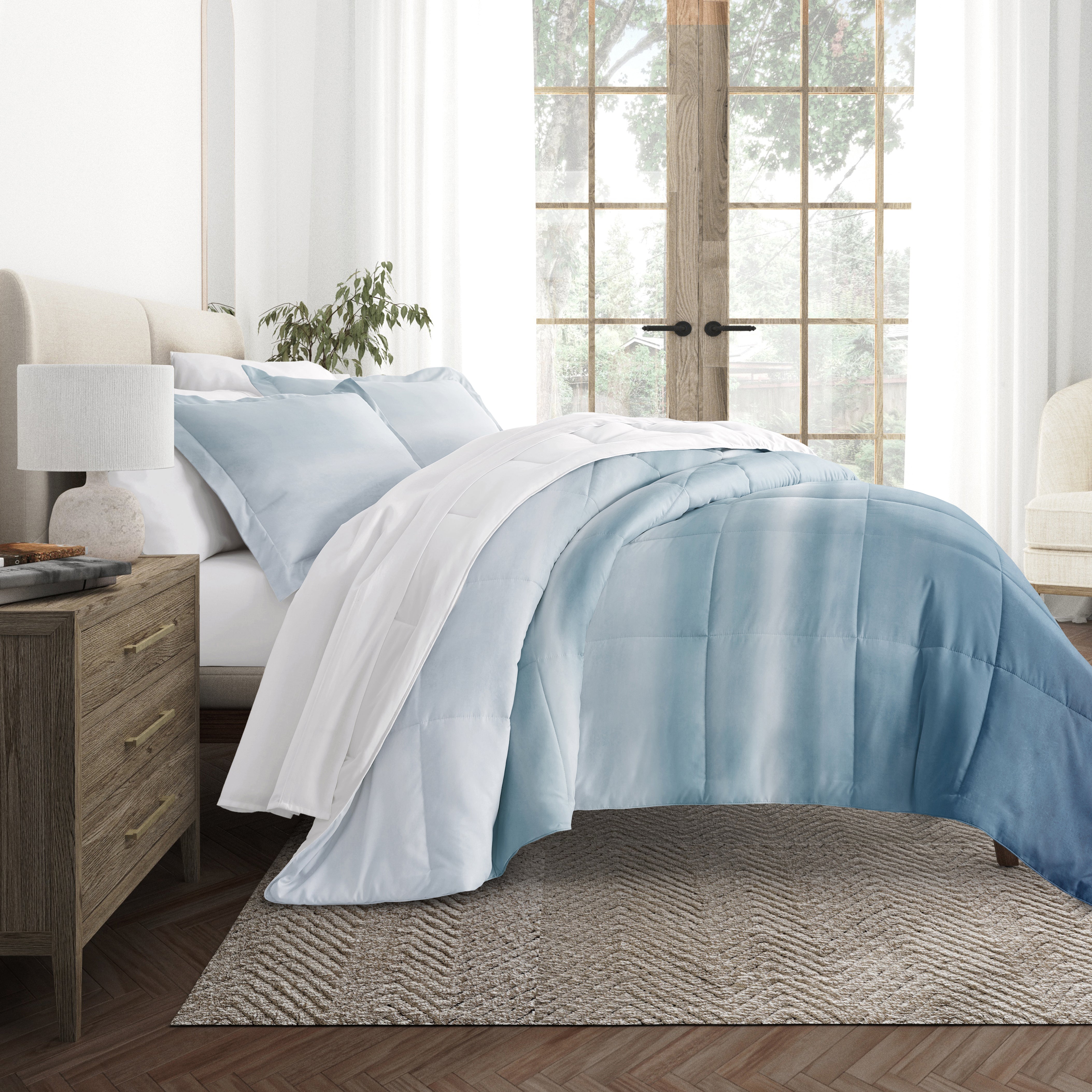 Ocean Waves Reversible Patterned Down-Alternative Comforter Set