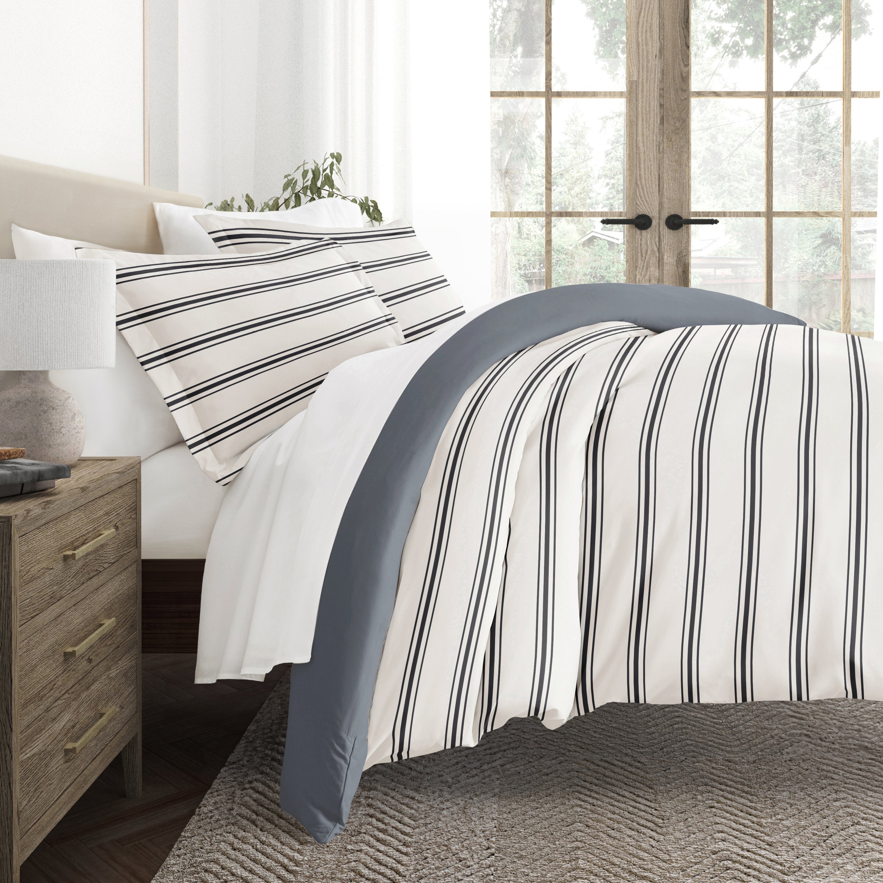 Desert Stripe Patterned Reversible Duvet Cover Set