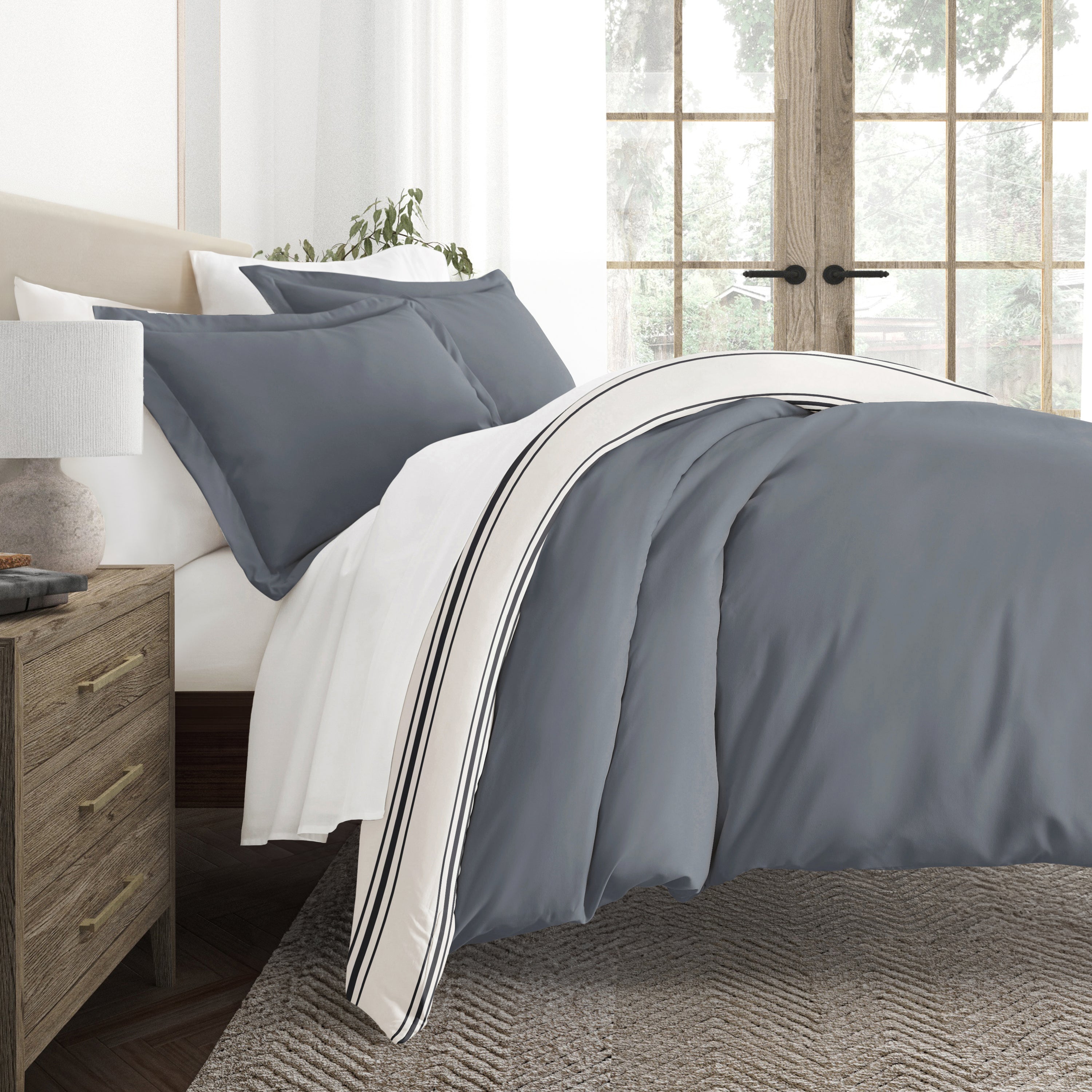 Desert Stripe Patterned Reversible Duvet Cover Set