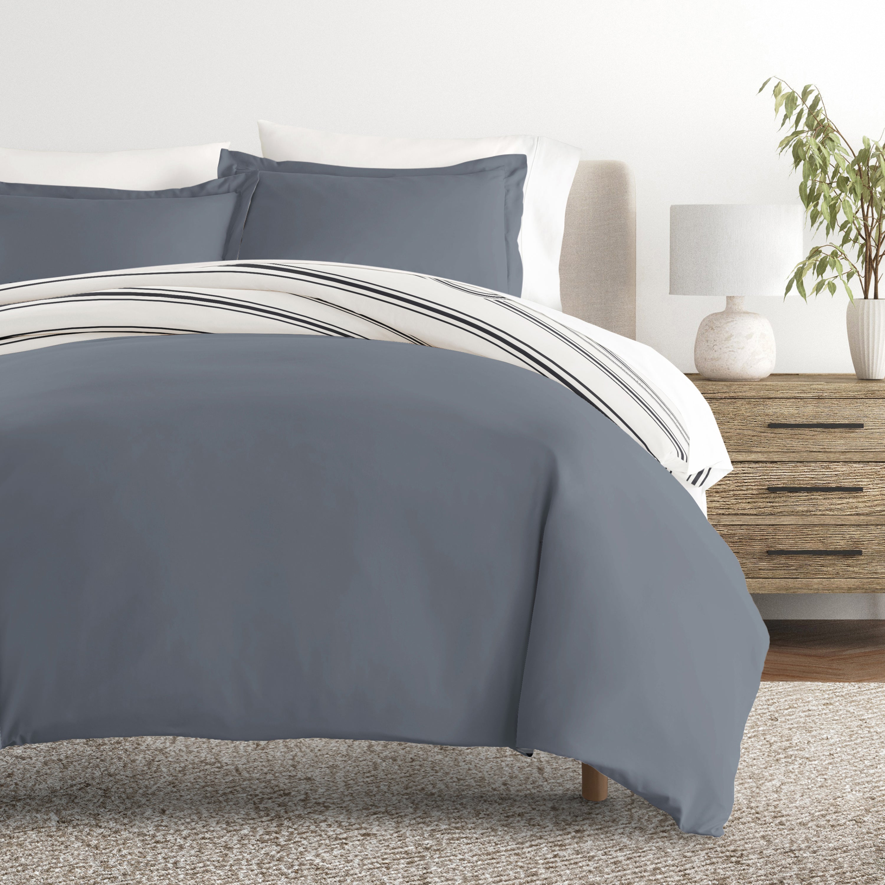 Desert Stripe Patterned Reversible Duvet Cover Set