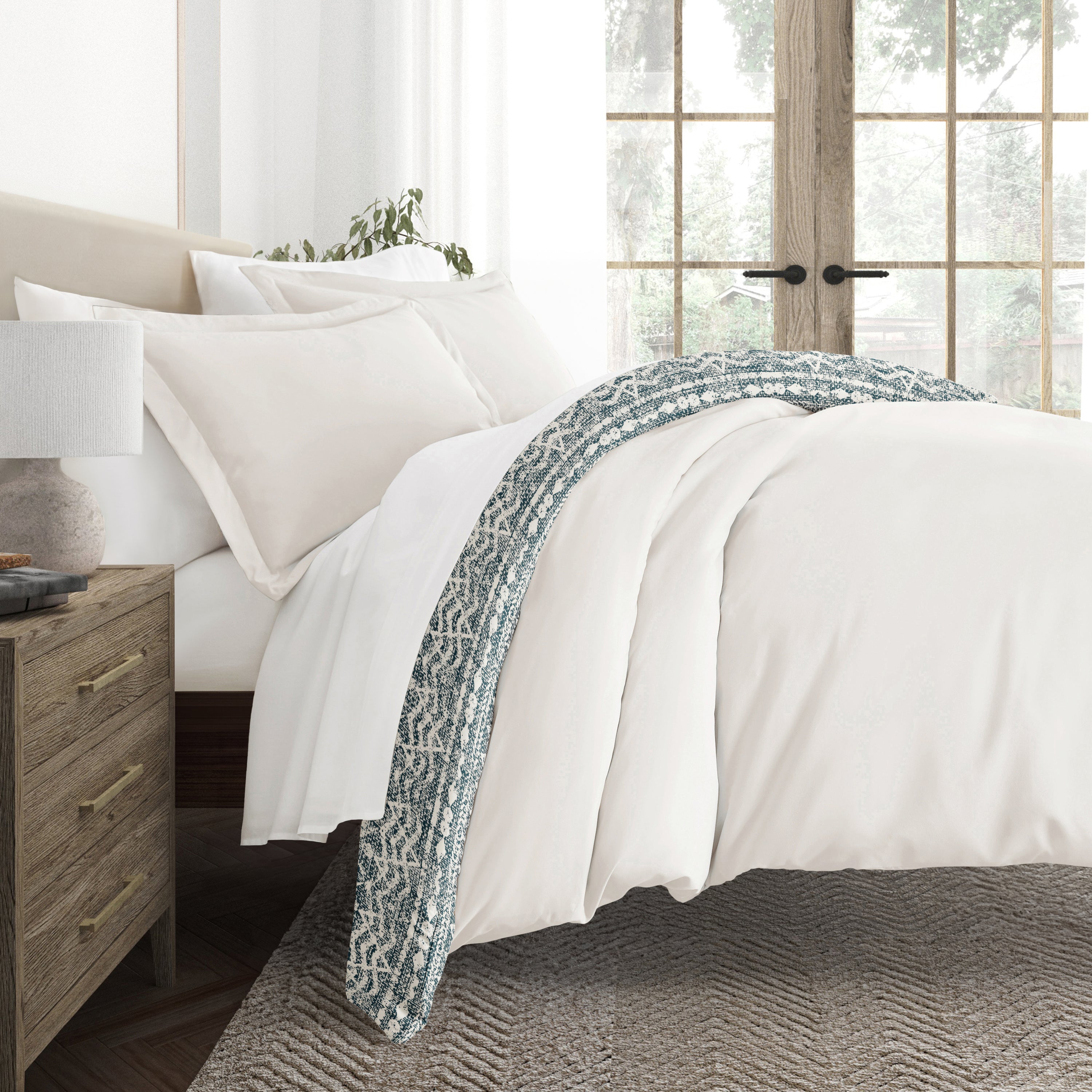 Modern Rustic Patterned Reversible Duvet Cover Set