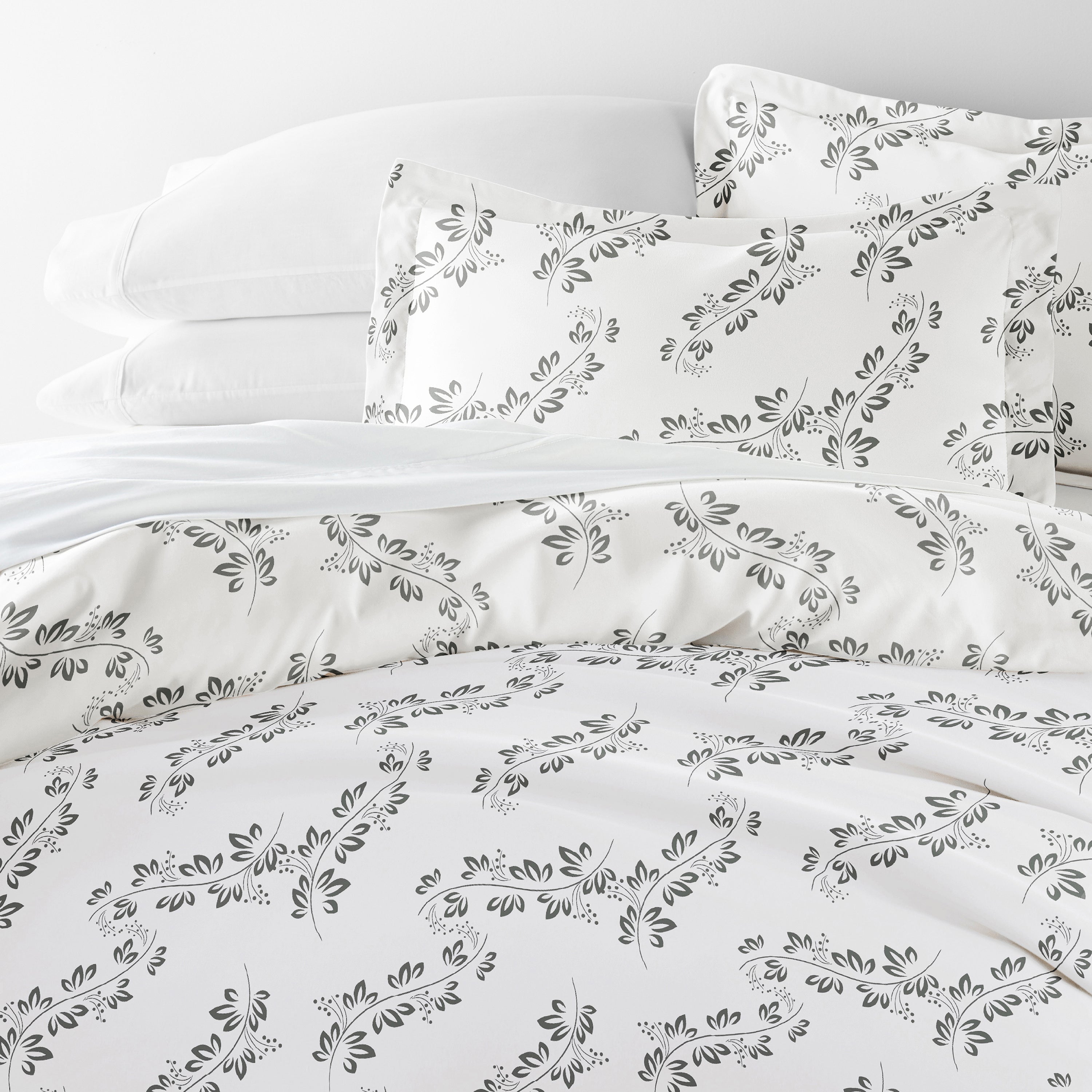Simple Vine Patterned Duvet Cover Set