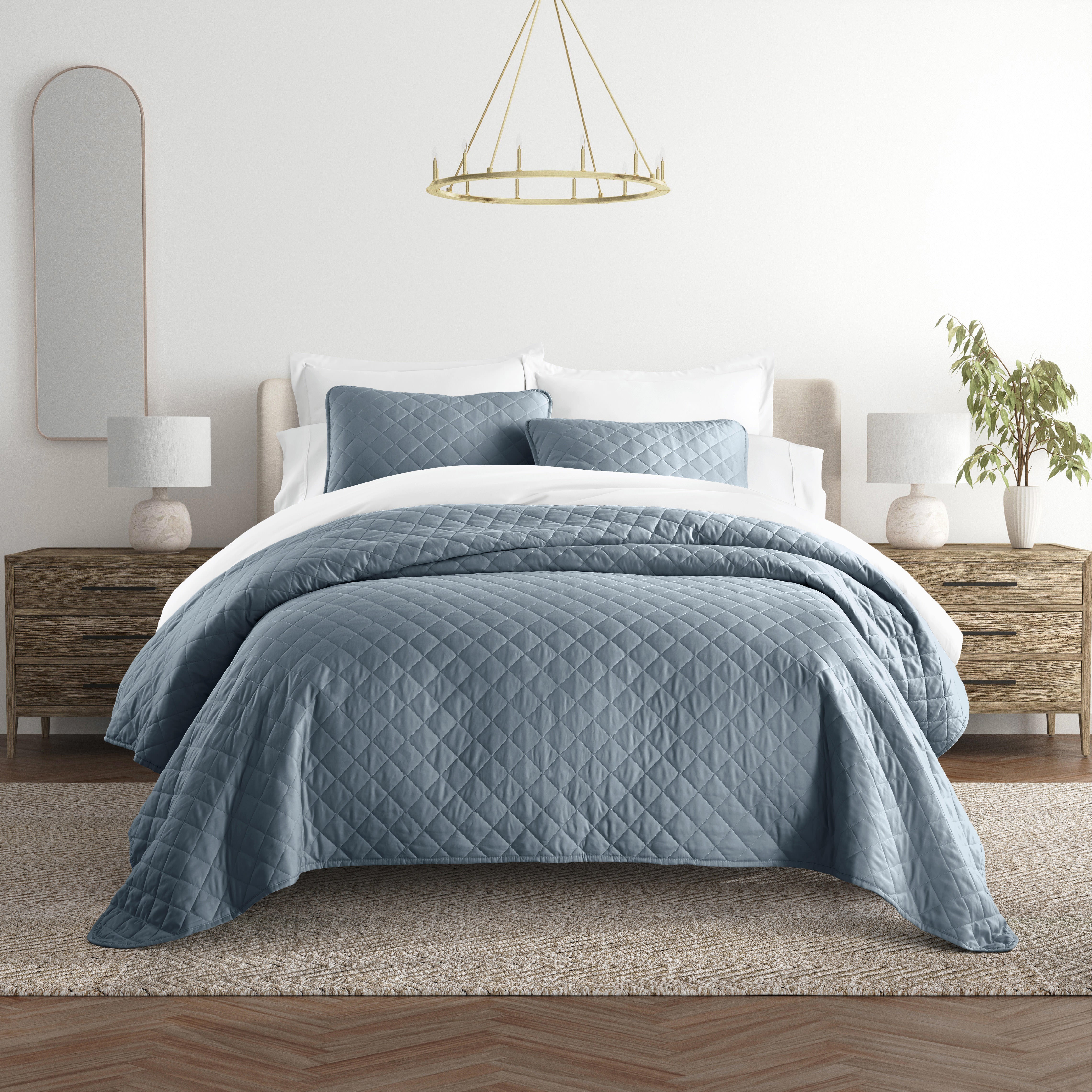 Lightweight Diamond Stitch Quilted Coverlet Set