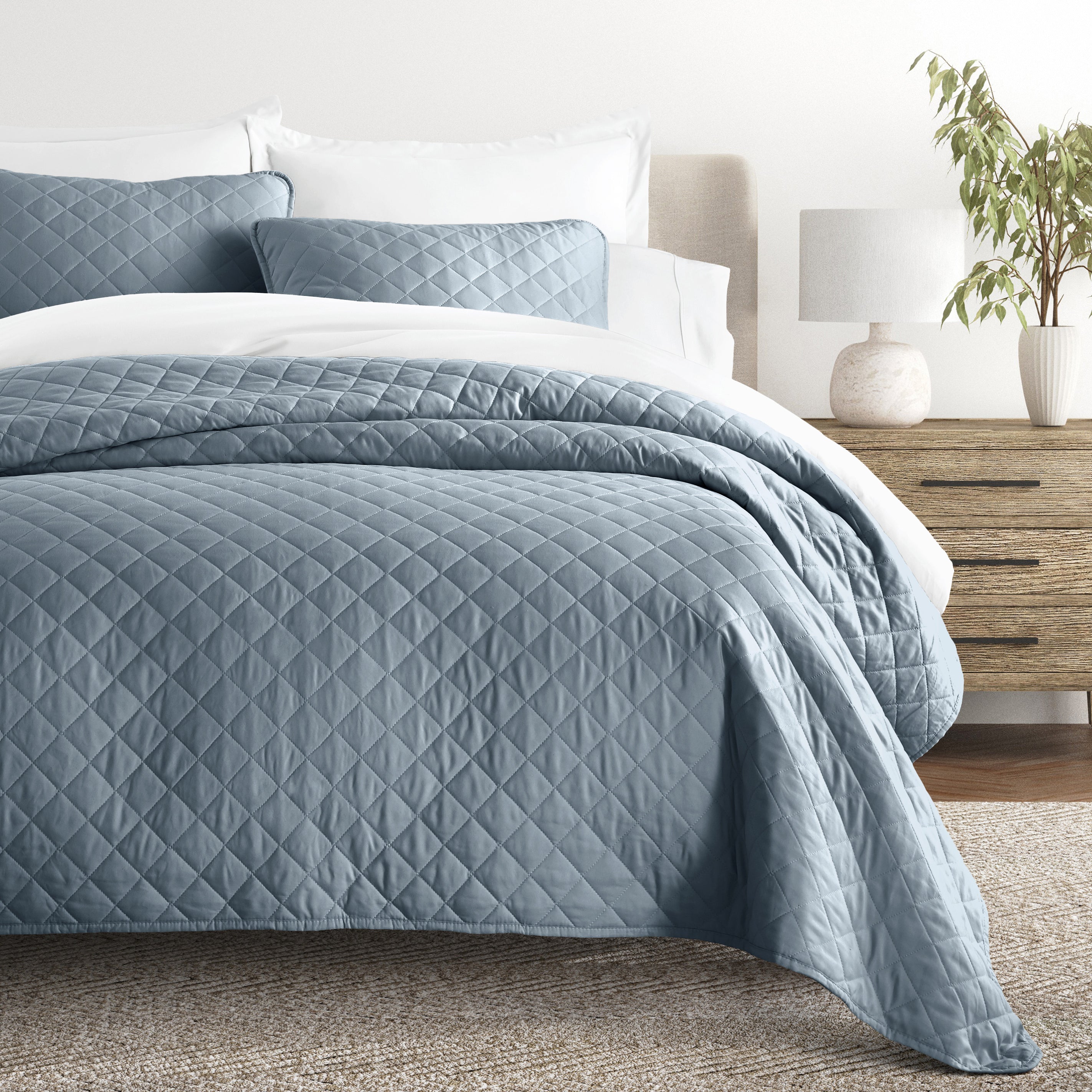 Lightweight Diamond Stitch Quilted Coverlet Set