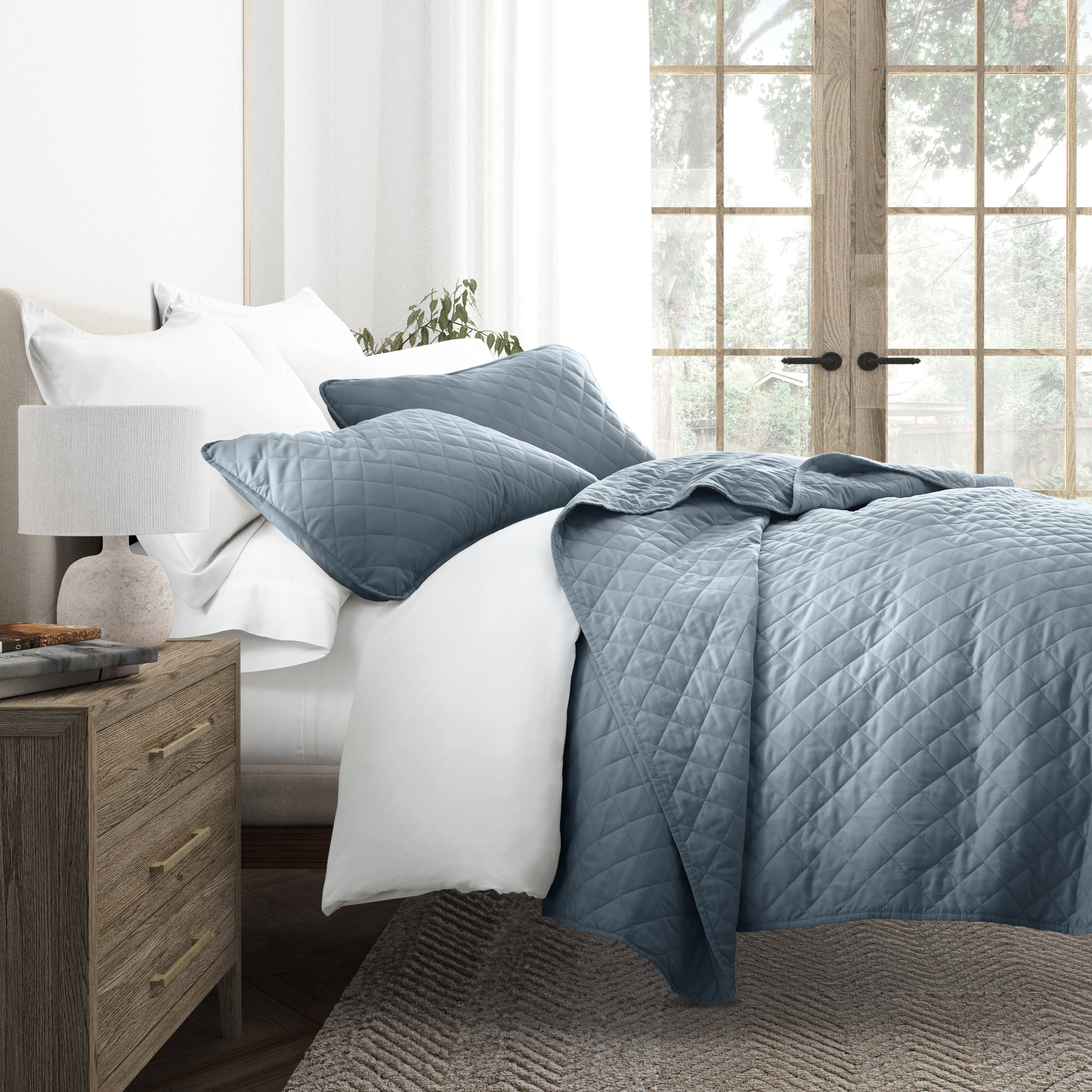 Lightweight Diamond Stitch Quilted Coverlet Set