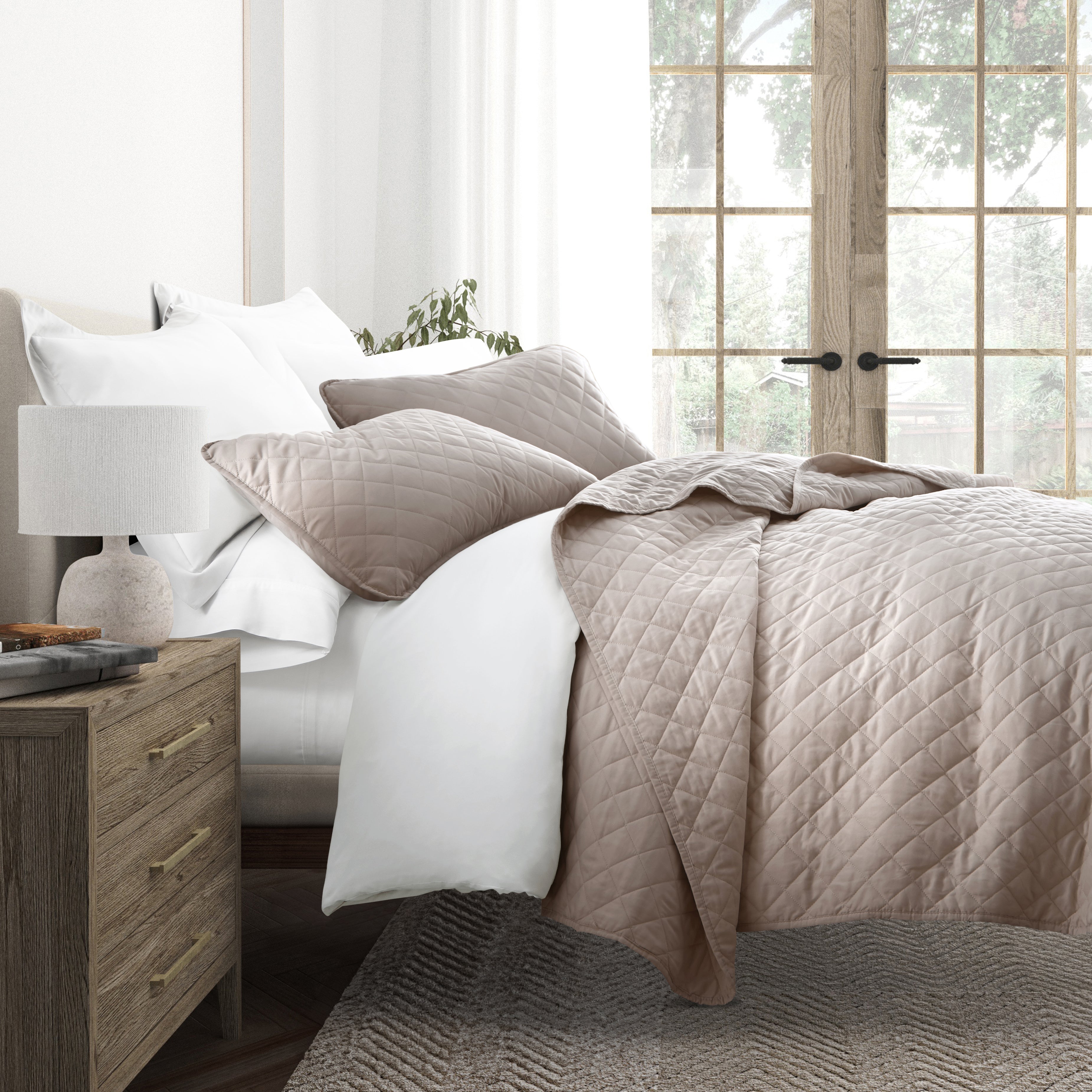 Lightweight Diamond Stitch Quilted Coverlet Set