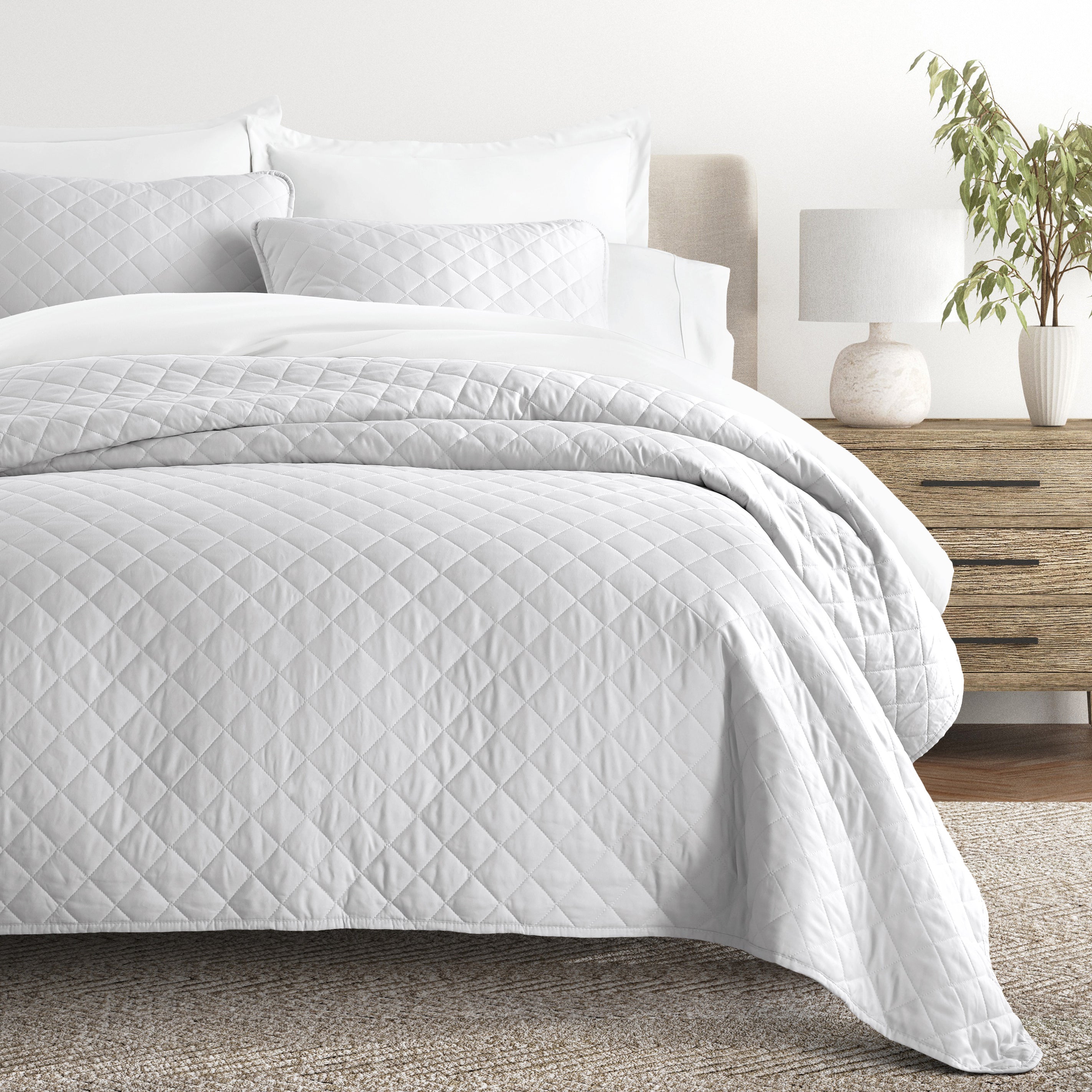 Lightweight Diamond Stitch Quilted Coverlet Set