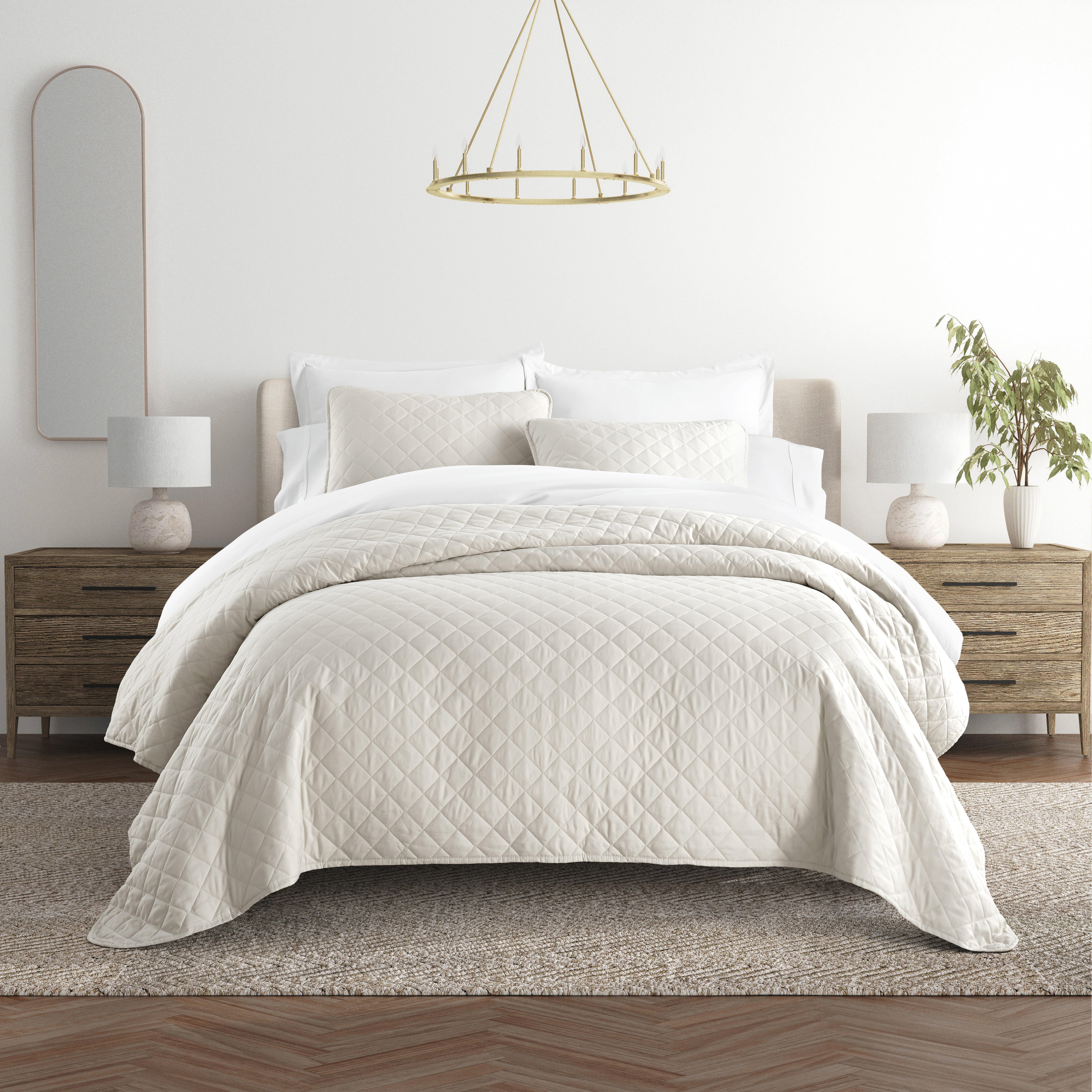 Lightweight Diamond Stitch Quilted Coverlet Set