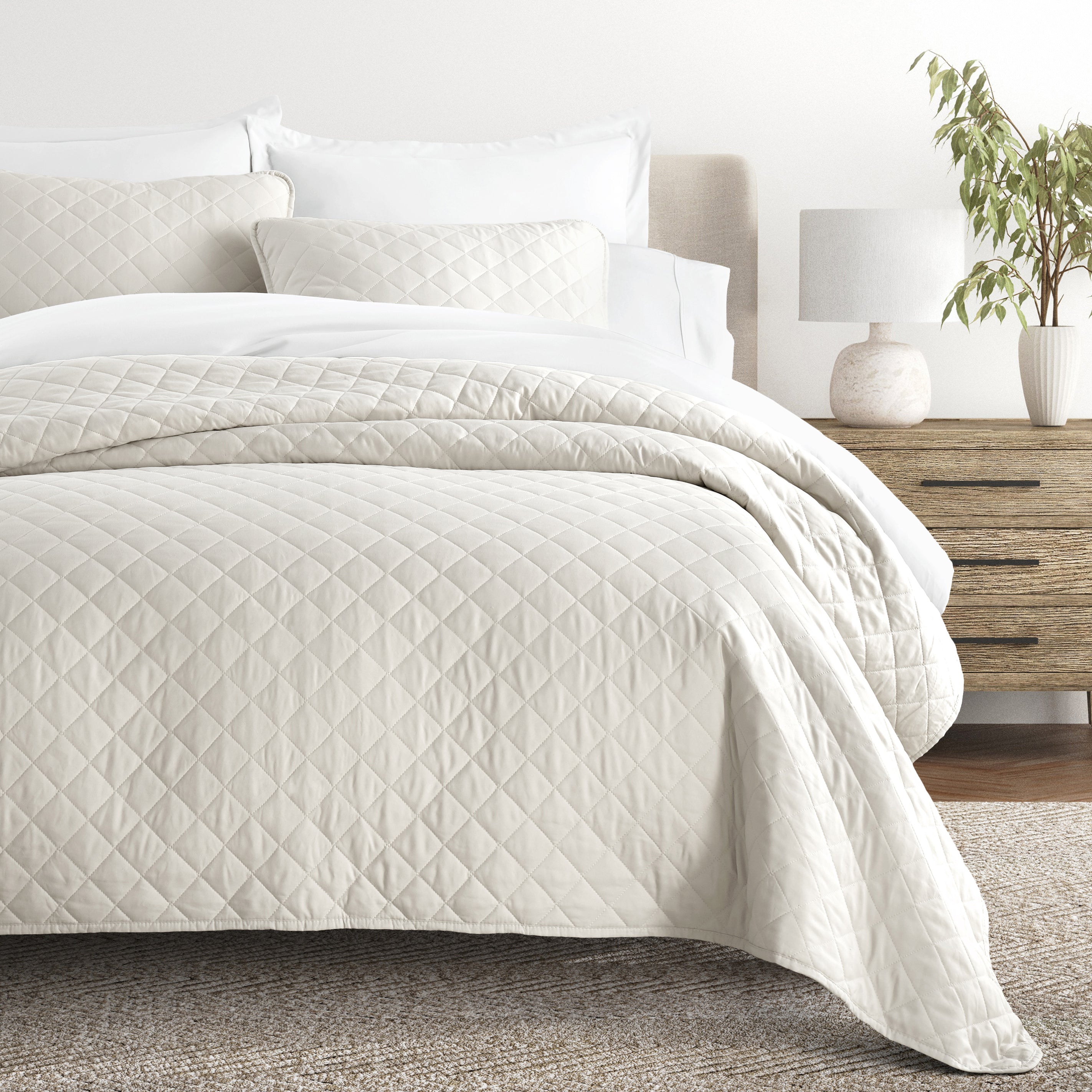 Lightweight Diamond Stitch Quilted Coverlet Set