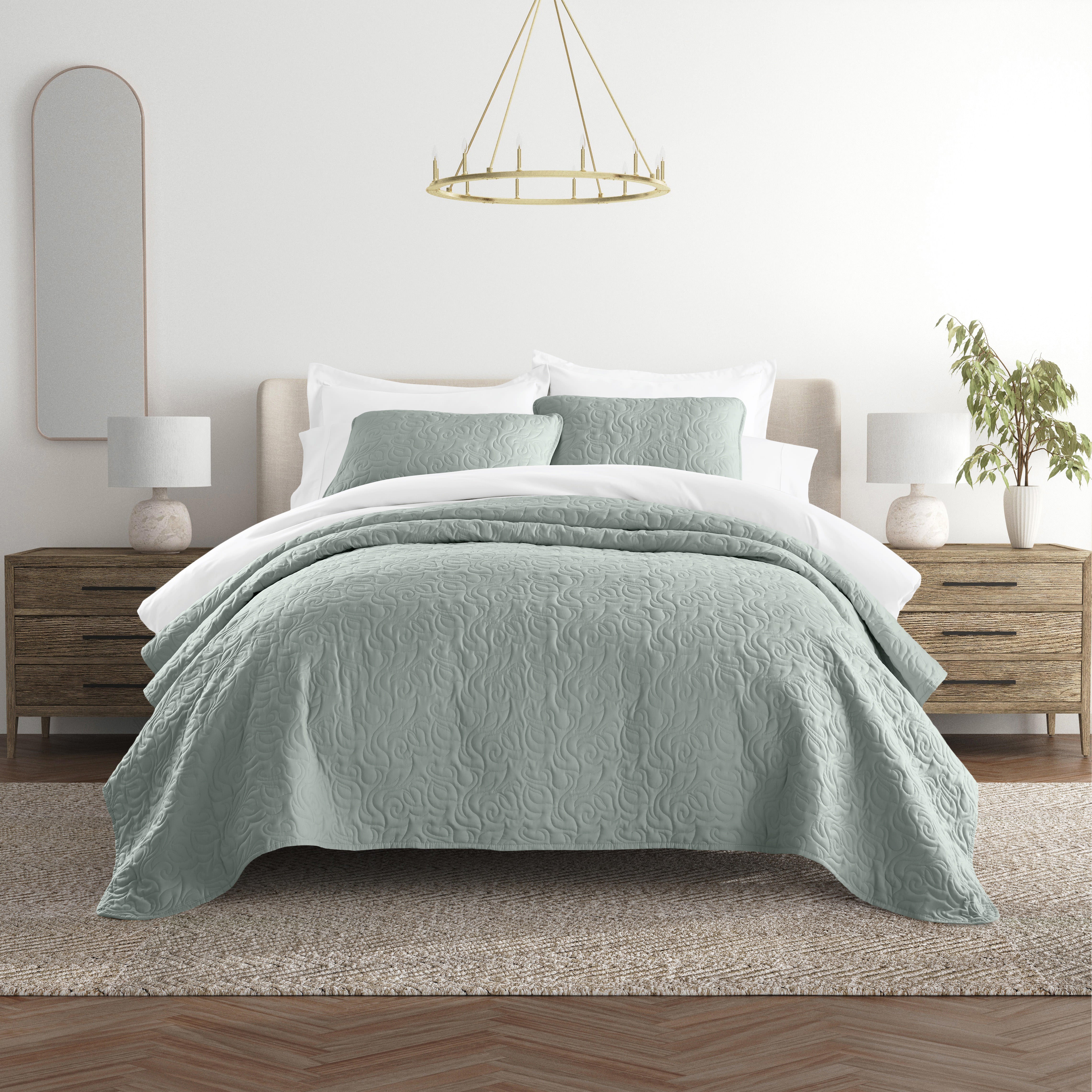 Lightweight Floral Stitch Quilted Coverlet Set