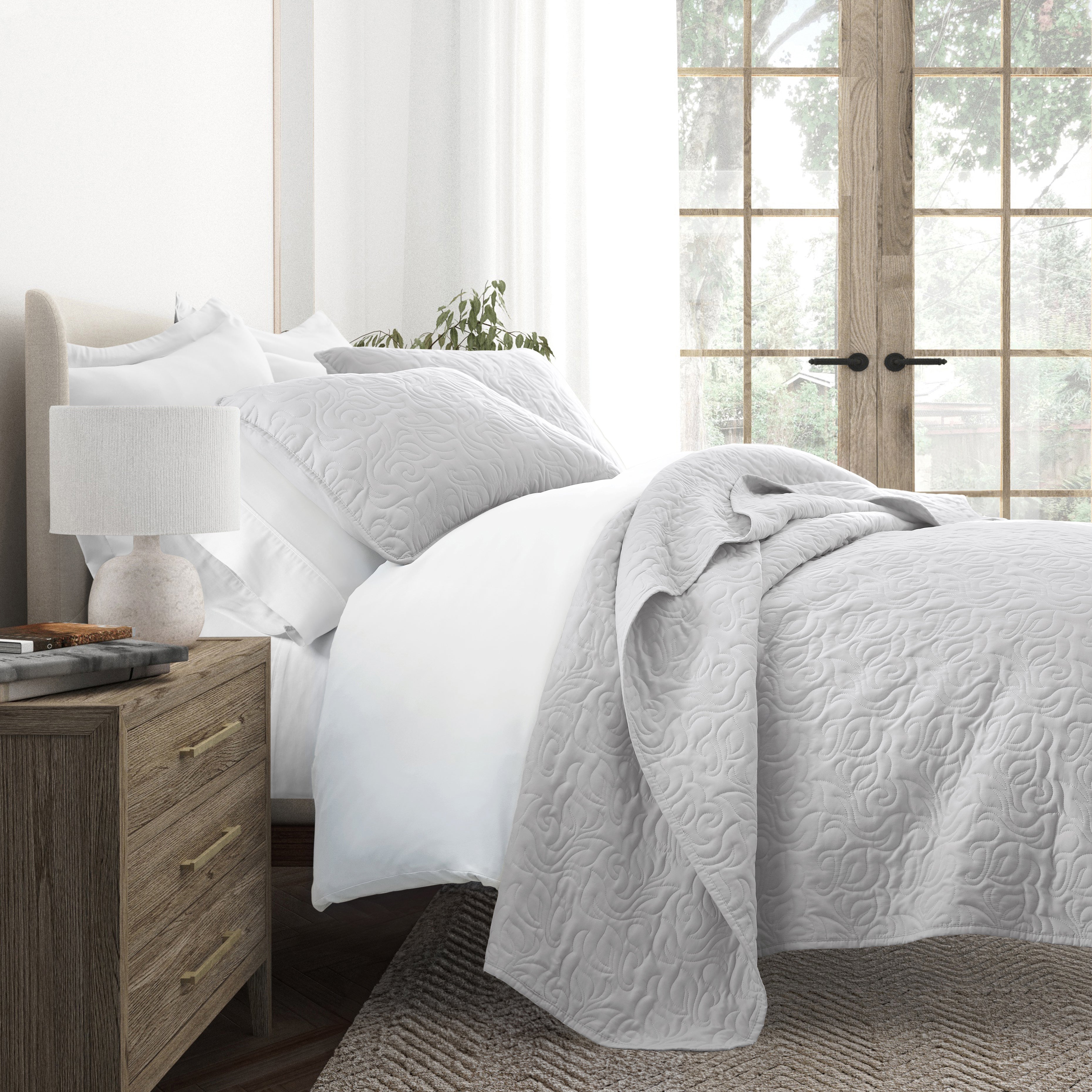 Lightweight Floral Stitch Quilted Coverlet Set