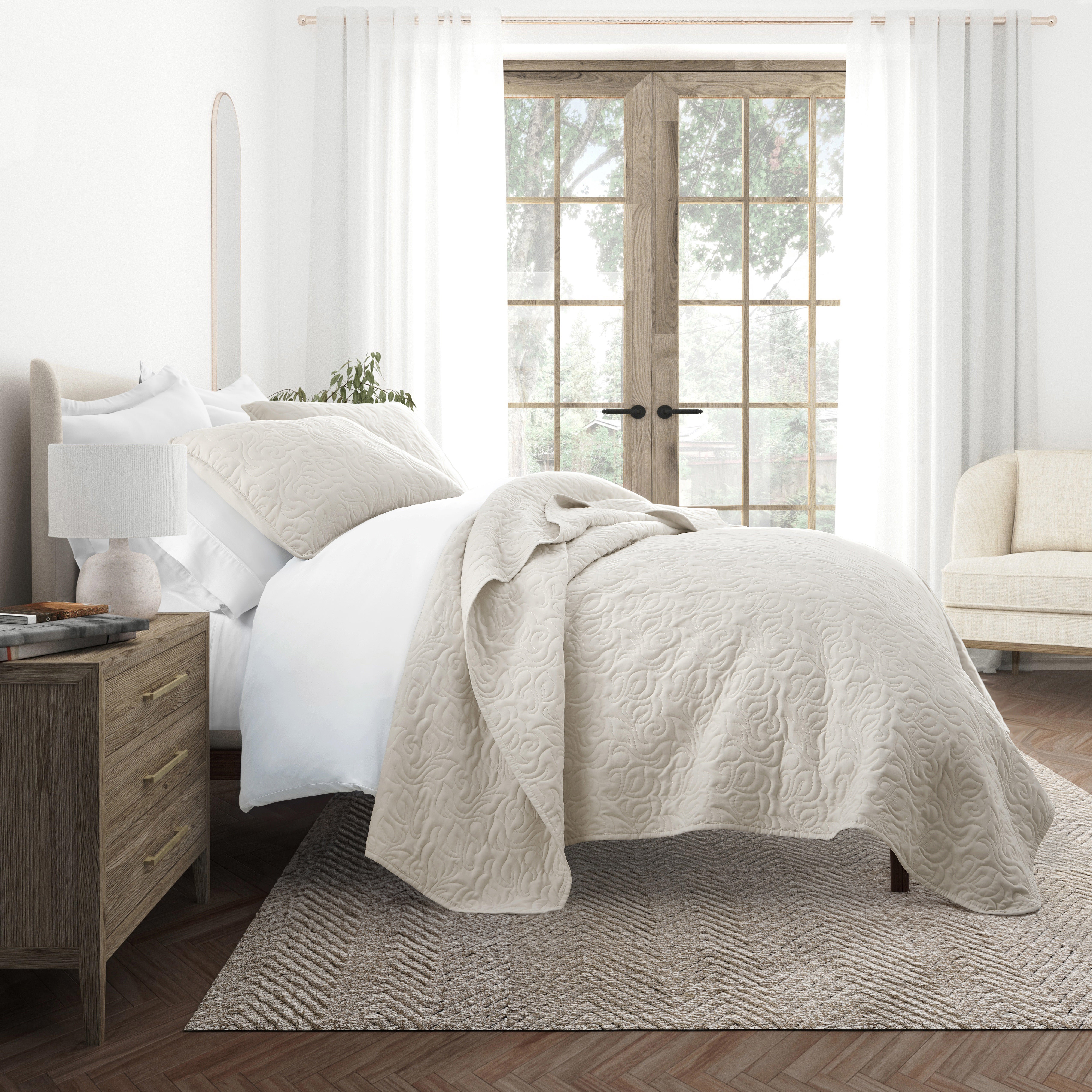 Lightweight Floral Stitch Quilted Coverlet Set