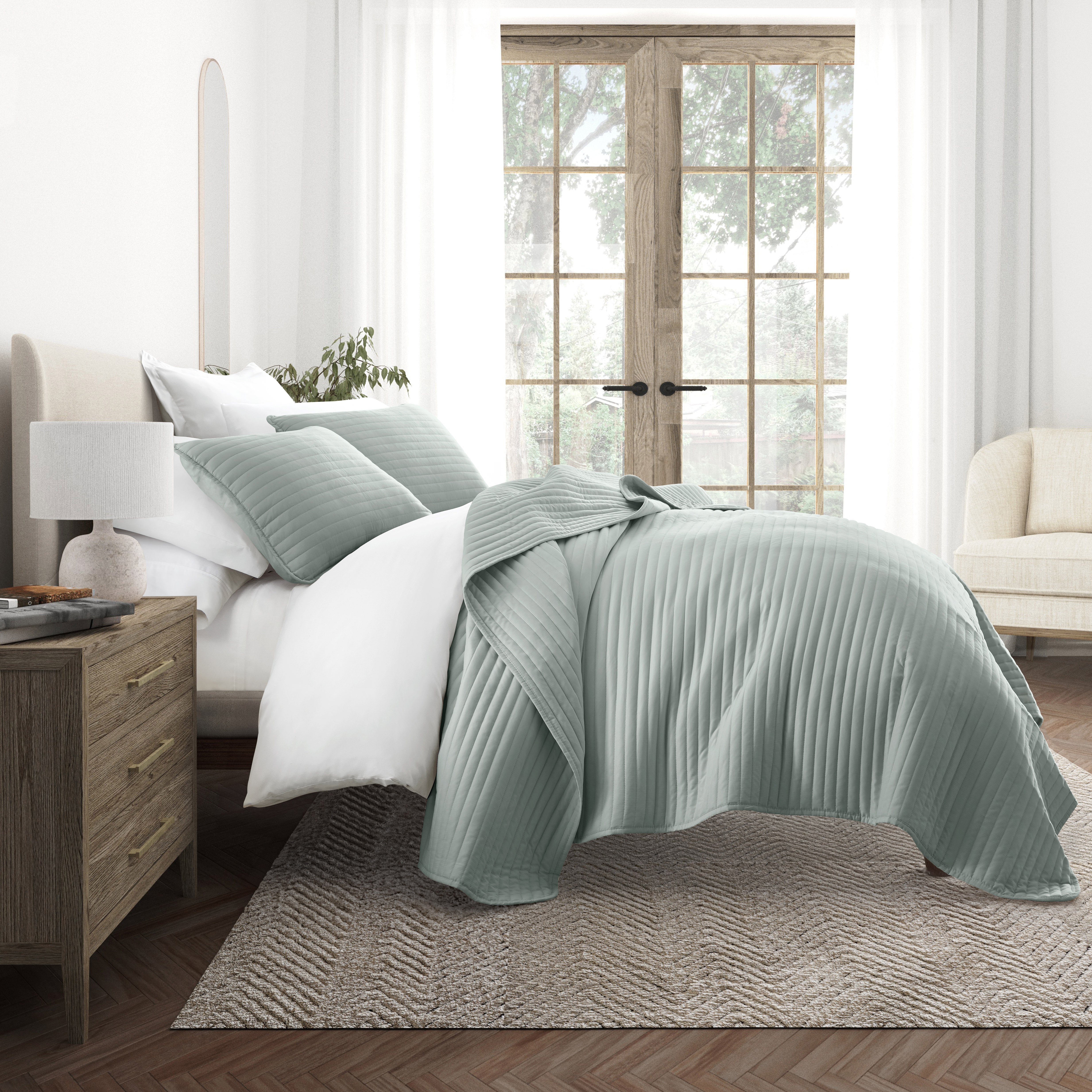 Lightweight Stripe Stitch Quilted Coverlet Set