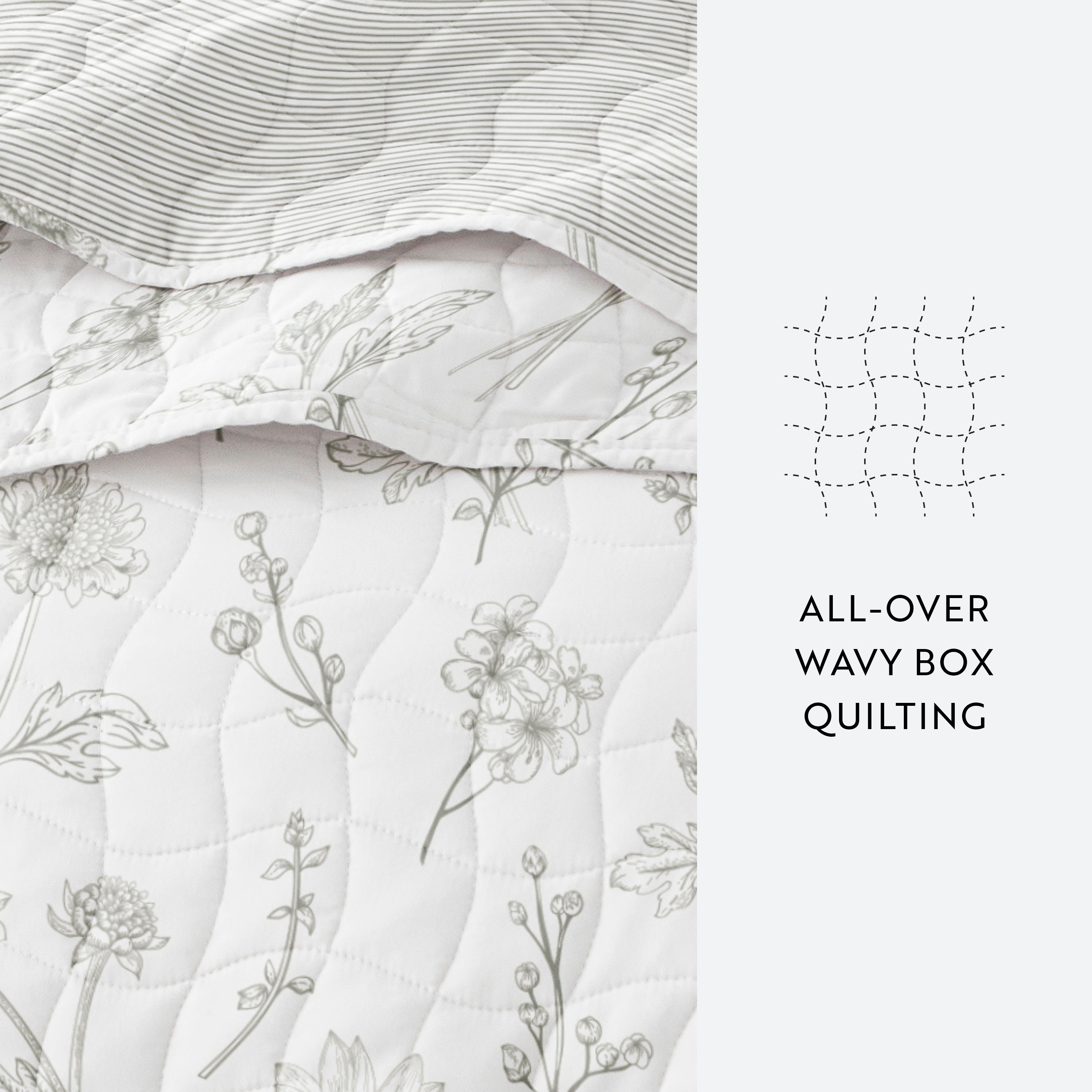 Blooming Daisy Patterned Quilted Coverlet Set