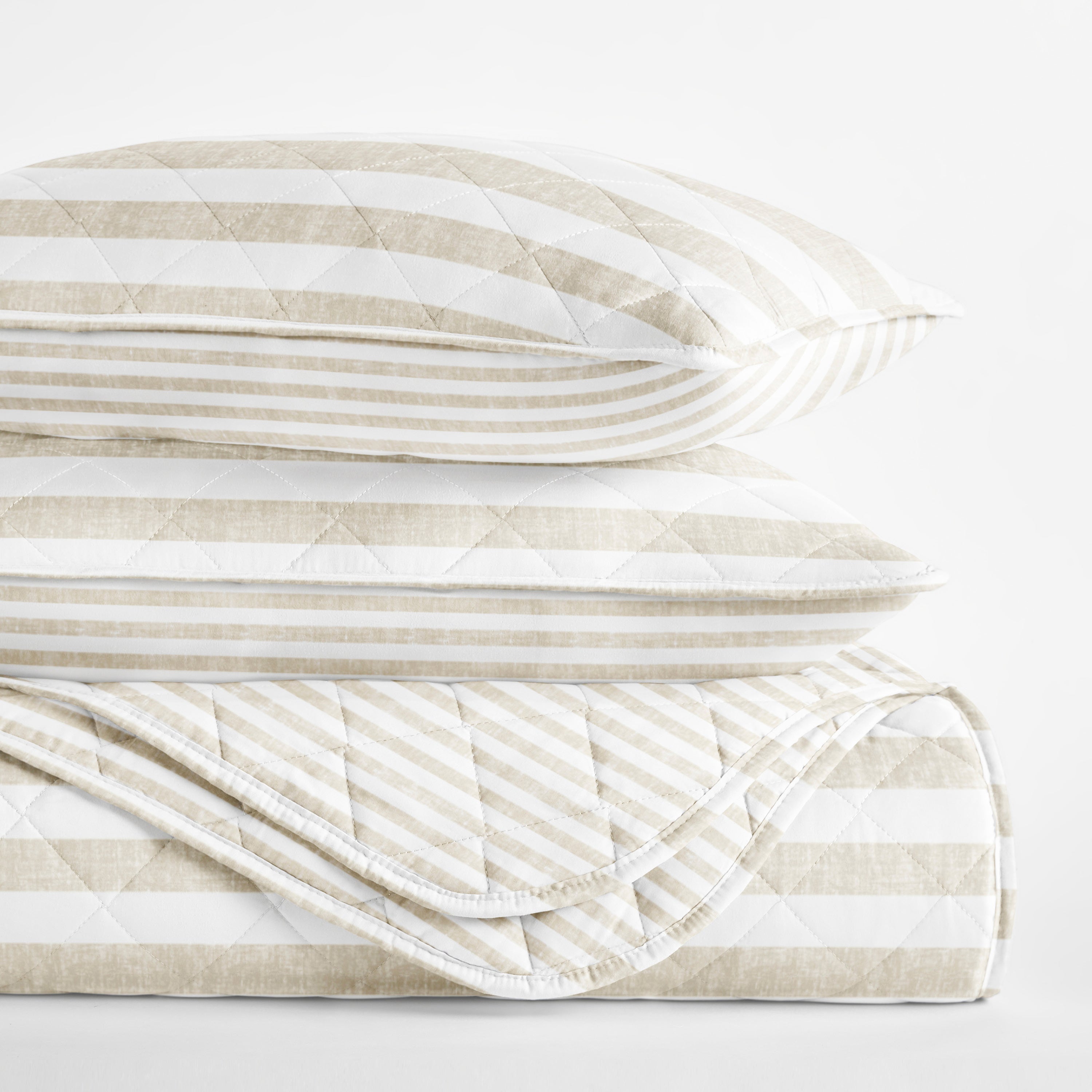 Classic Stripe Patterned Quilted Coverlet Set