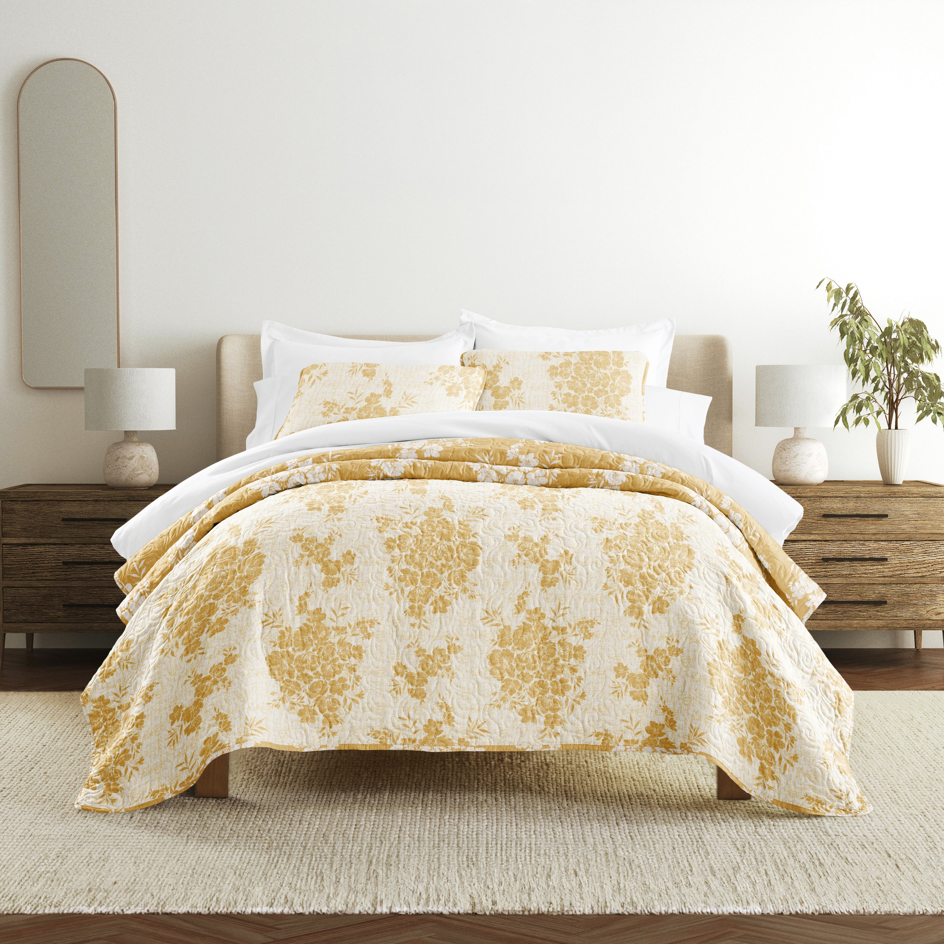 Distressed Bouquet Patterned Quilted Coverlet Set