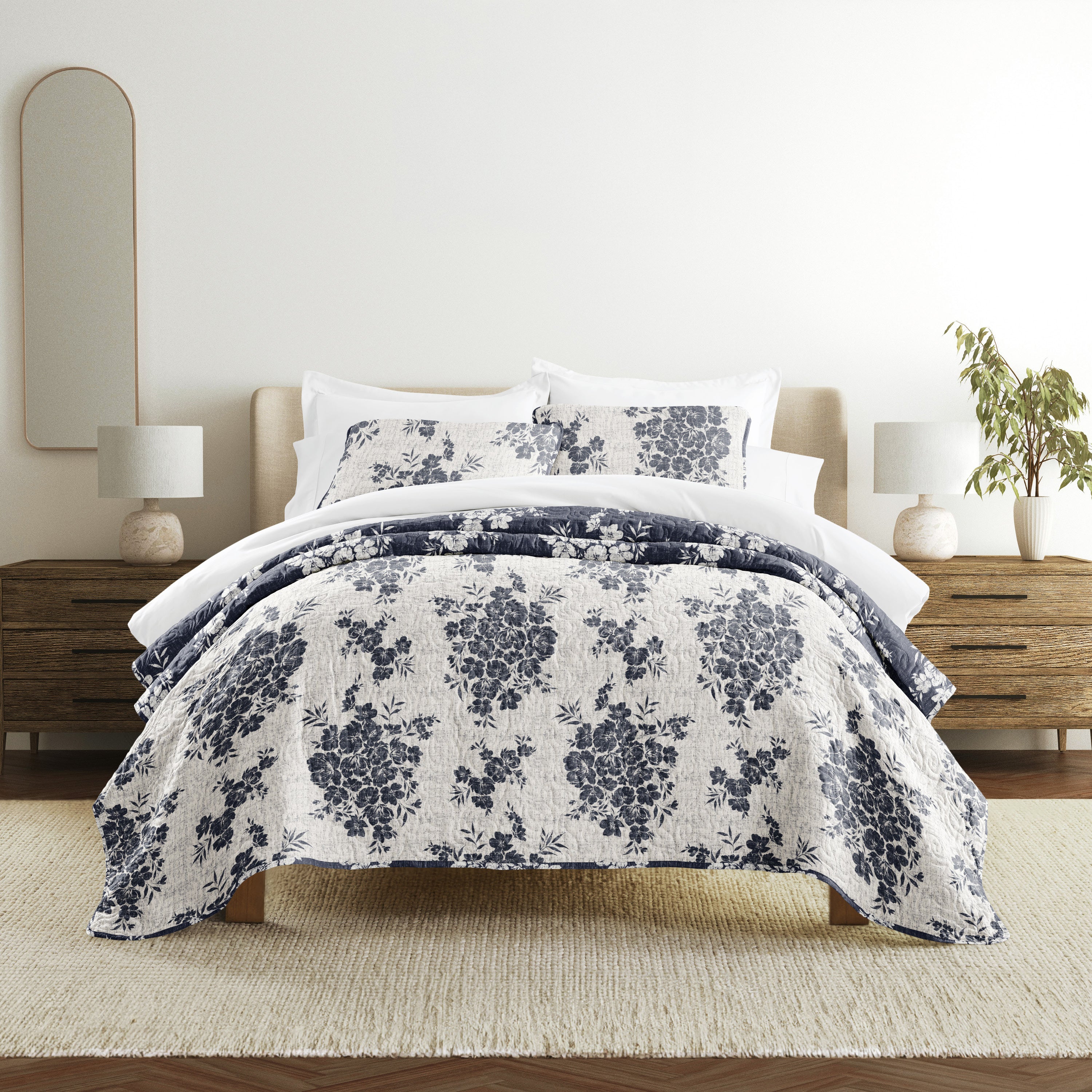 Distressed Bouquet Patterned Quilted Coverlet Set