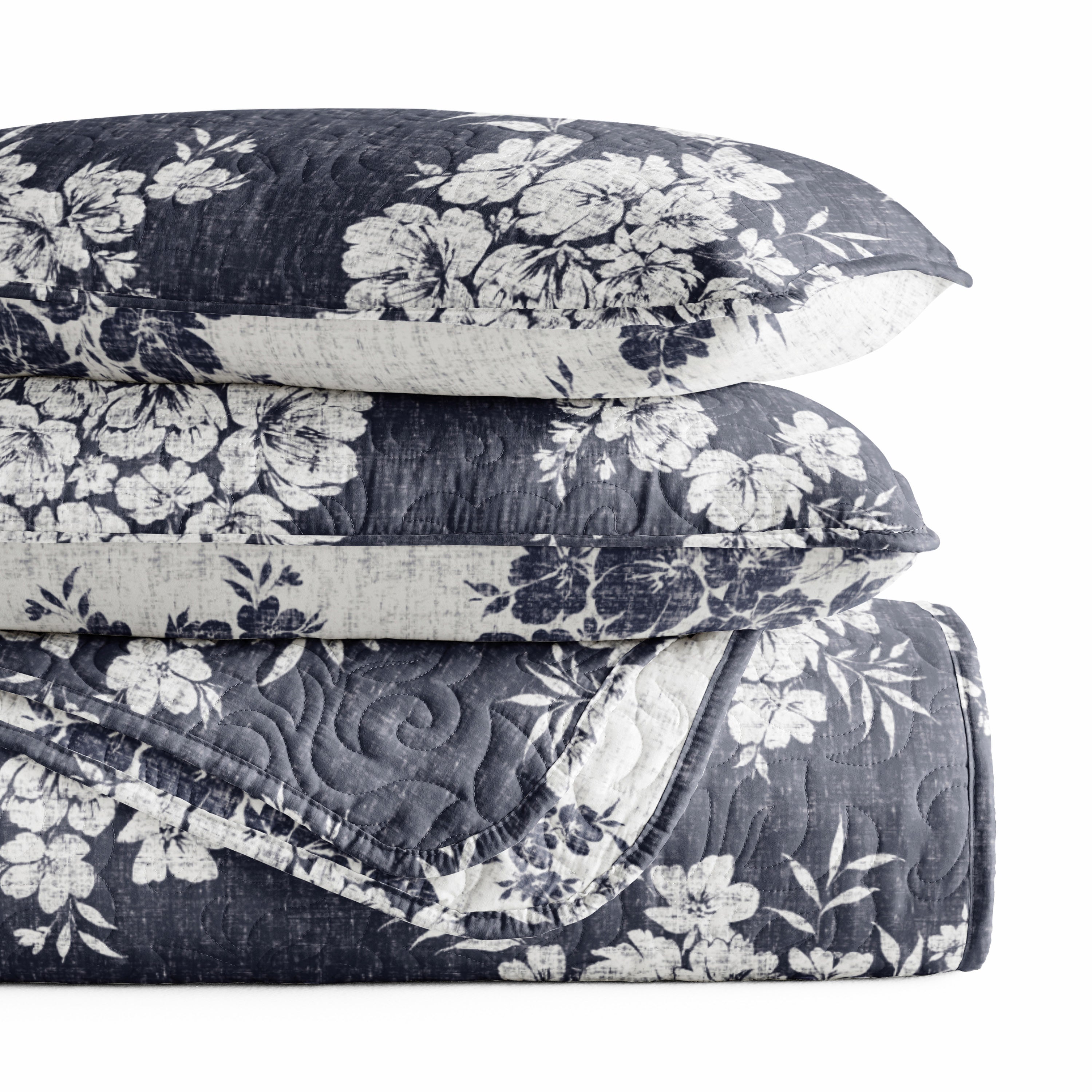 Distressed Bouquet Patterned Quilted Coverlet Set