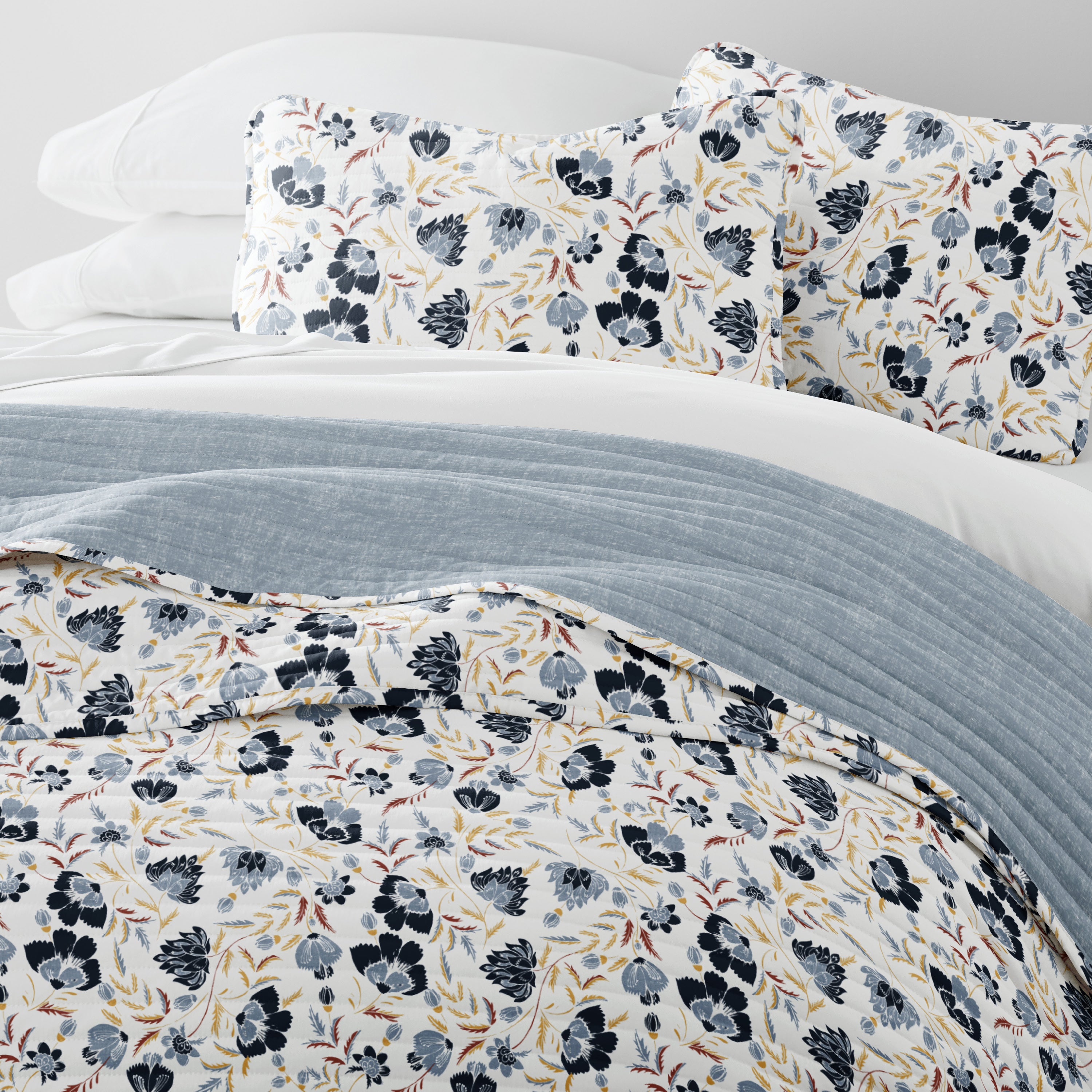 French Jacobean Patterned Quilted Coverlet Set