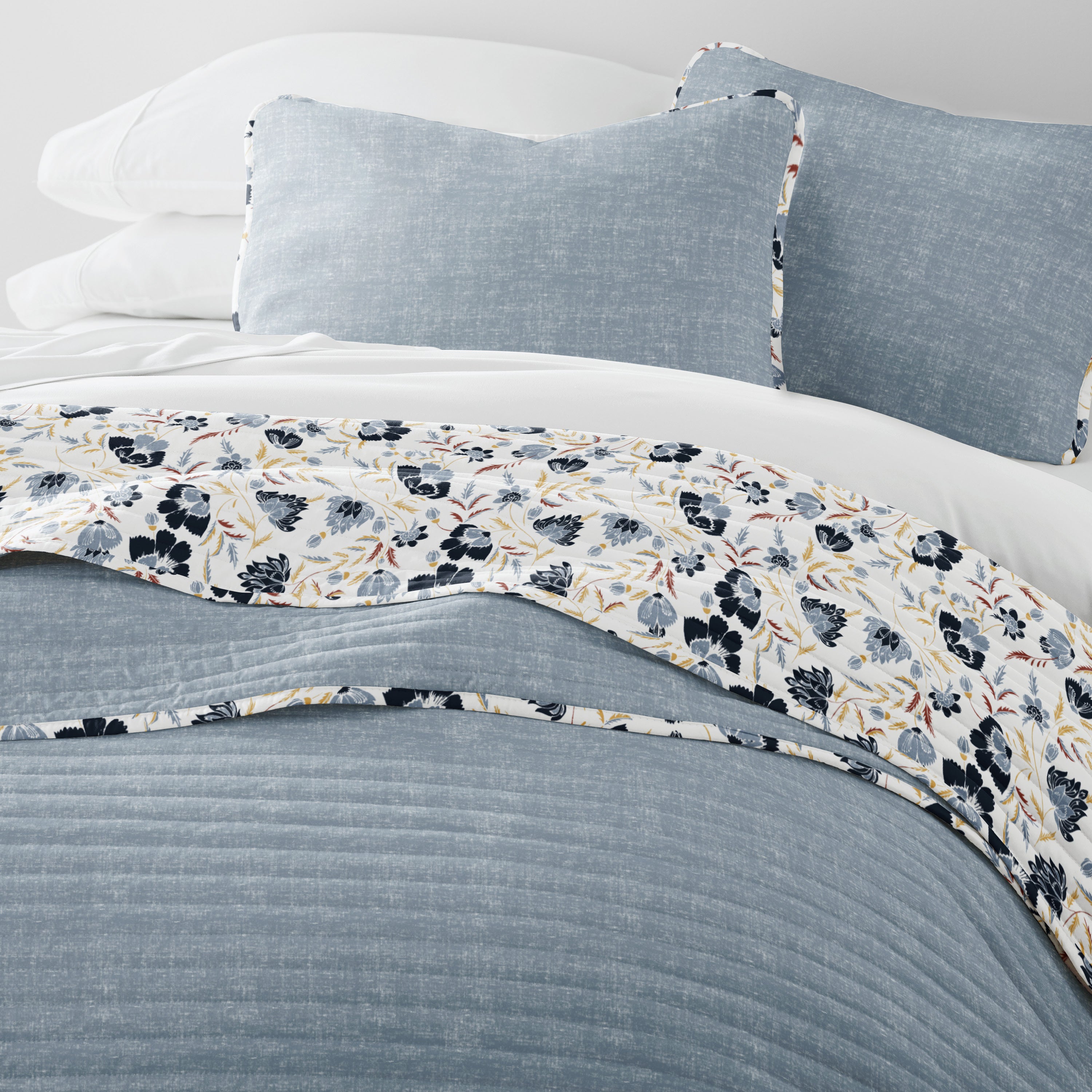 French Jacobean Patterned Quilted Coverlet Set