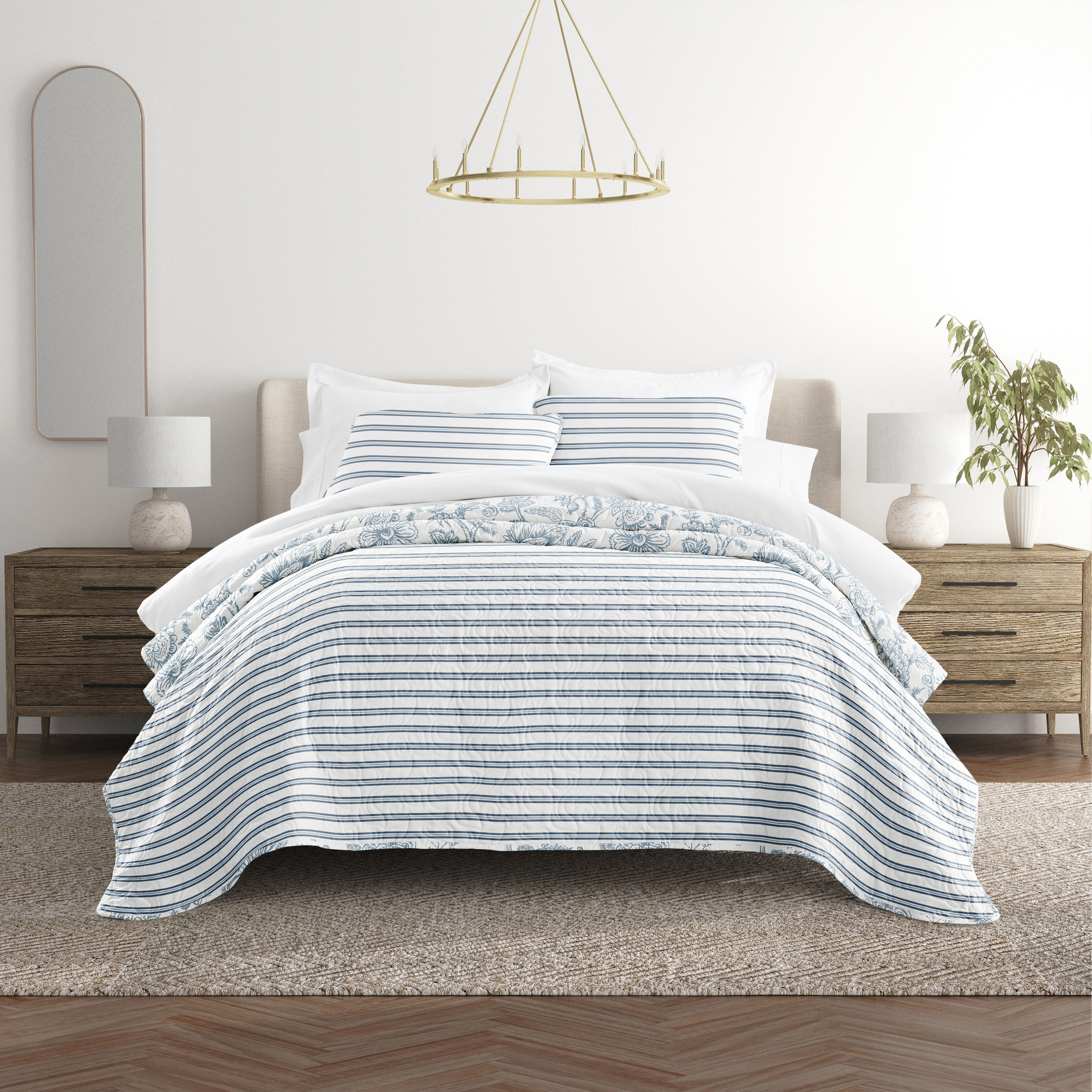 Jacobean Patterned Reversible Quilted Coverlet Set