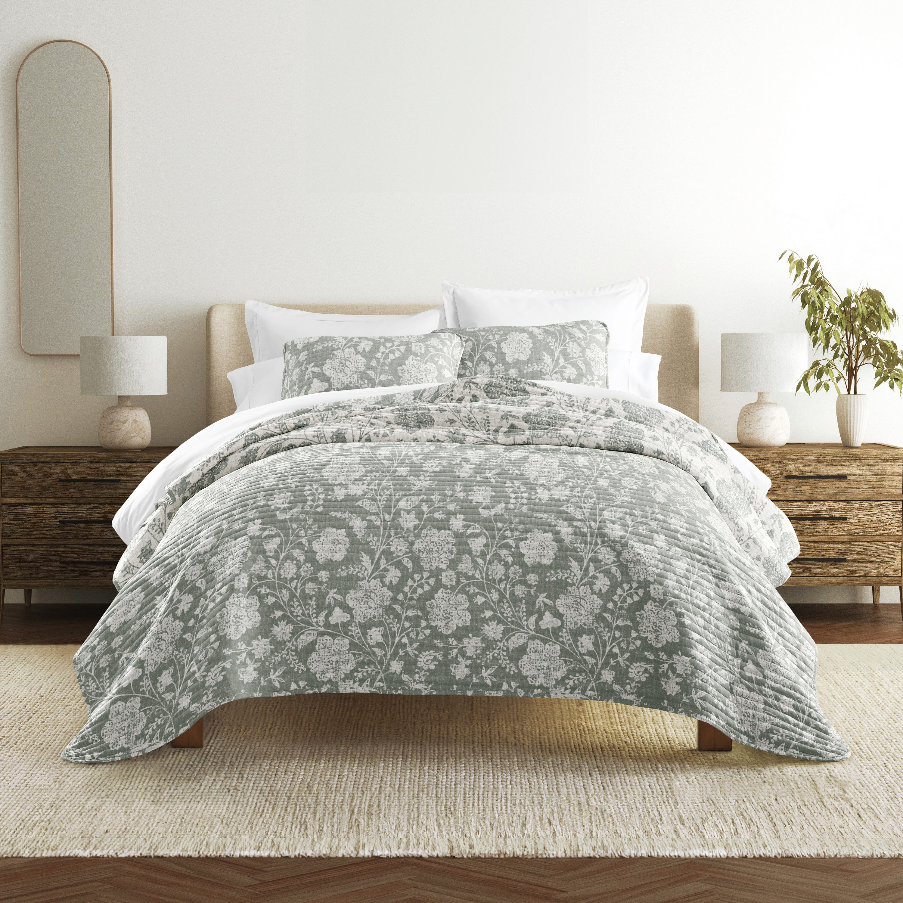 Textured Floral Patterned Quilted Coverlet Set