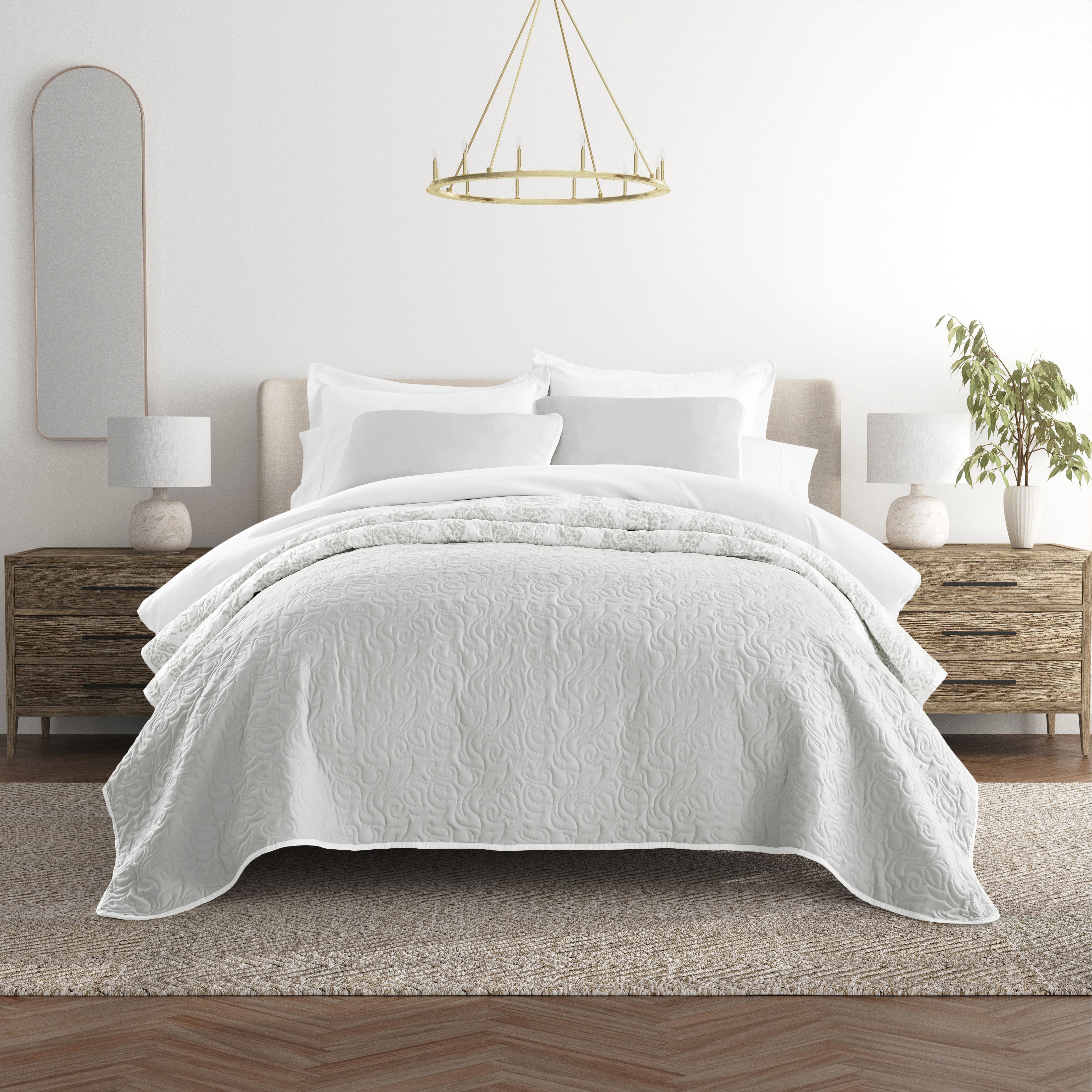 Classic Damask Patterned Reversible Quilted Coverlet Set