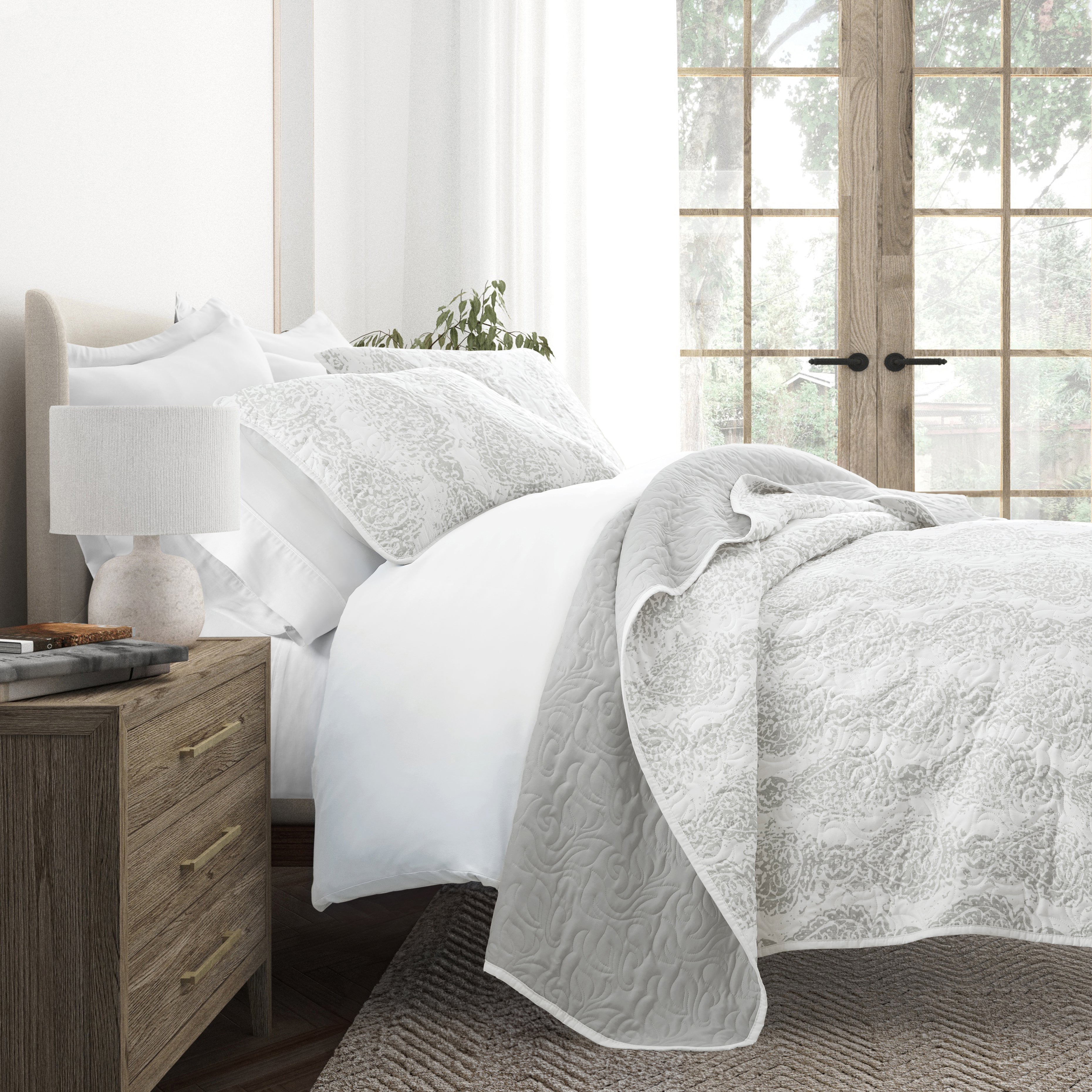 Classic Damask Patterned Reversible Quilted Coverlet Set