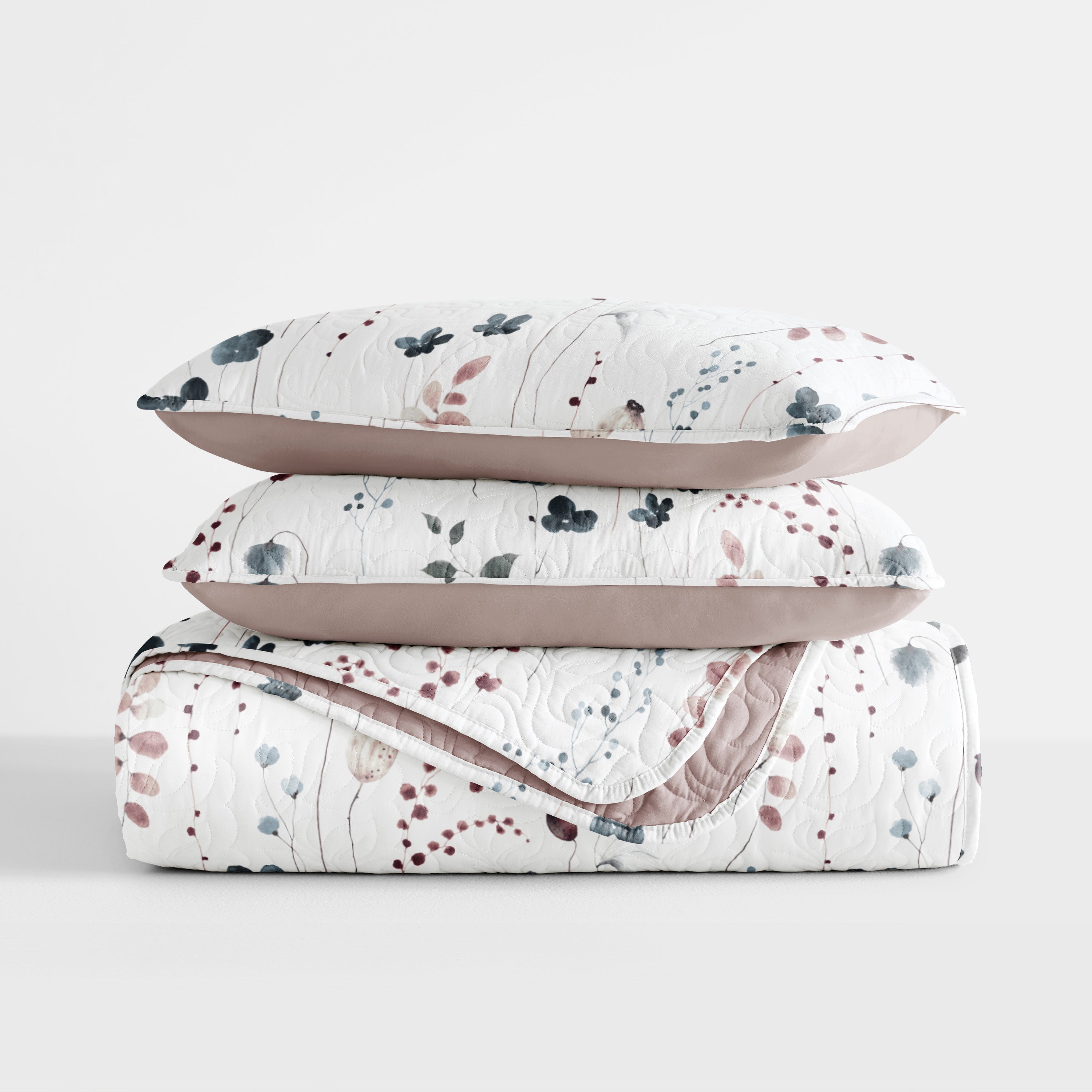 Poppy Bloom Patterned Quilted Coverlet Set