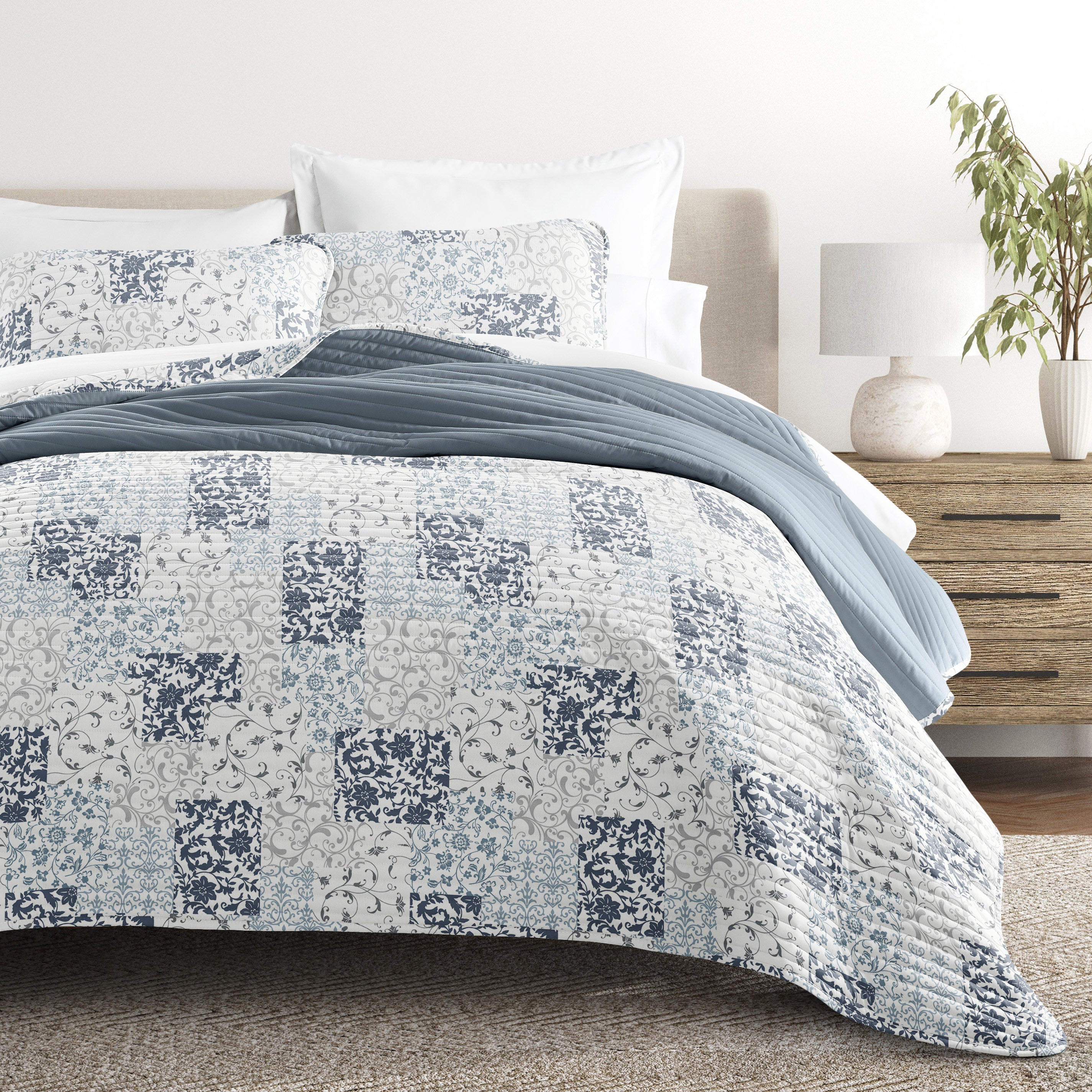 Patchwork Patterned Reversible Quilted Coverlet Set