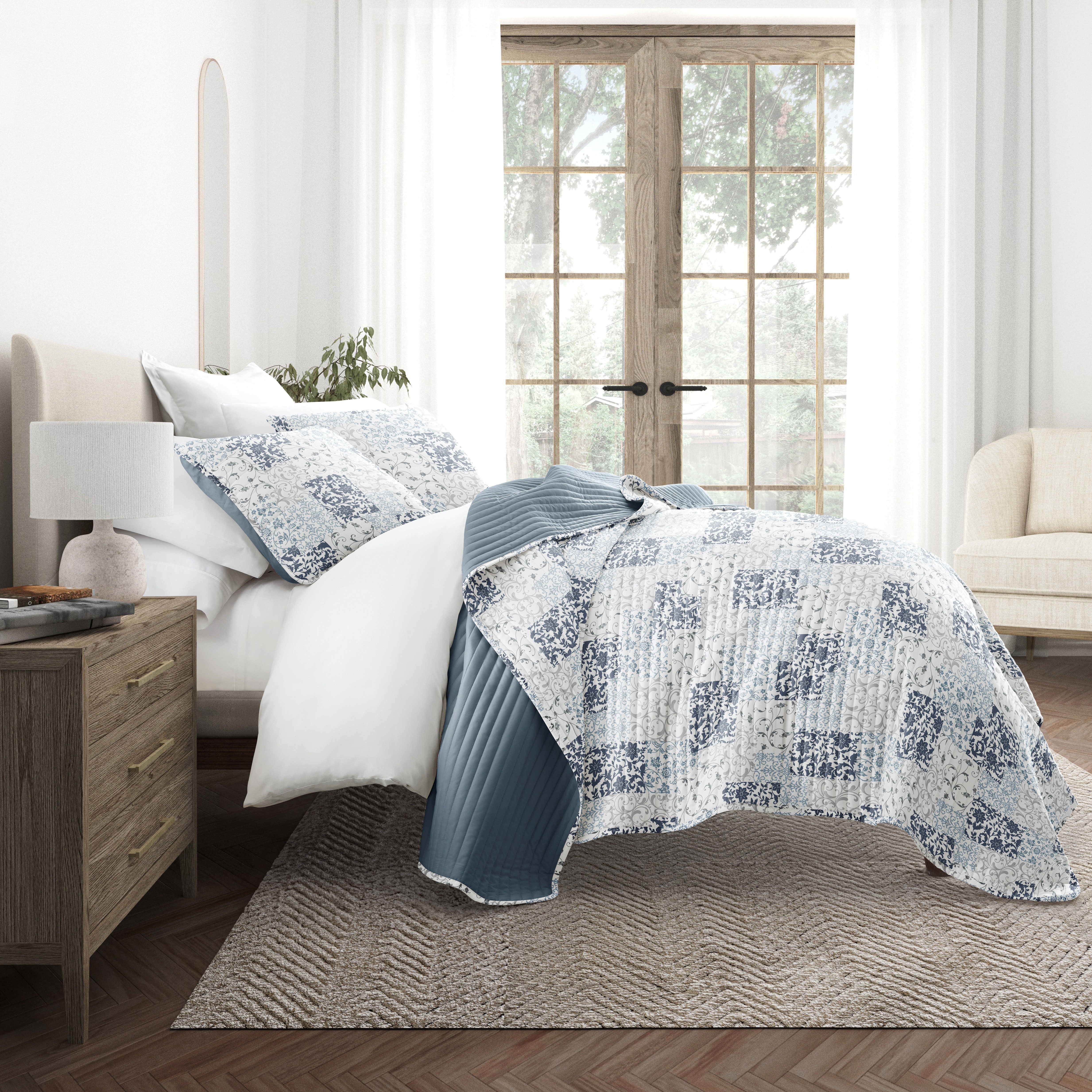 Patchwork Patterned Reversible Quilted Coverlet Set