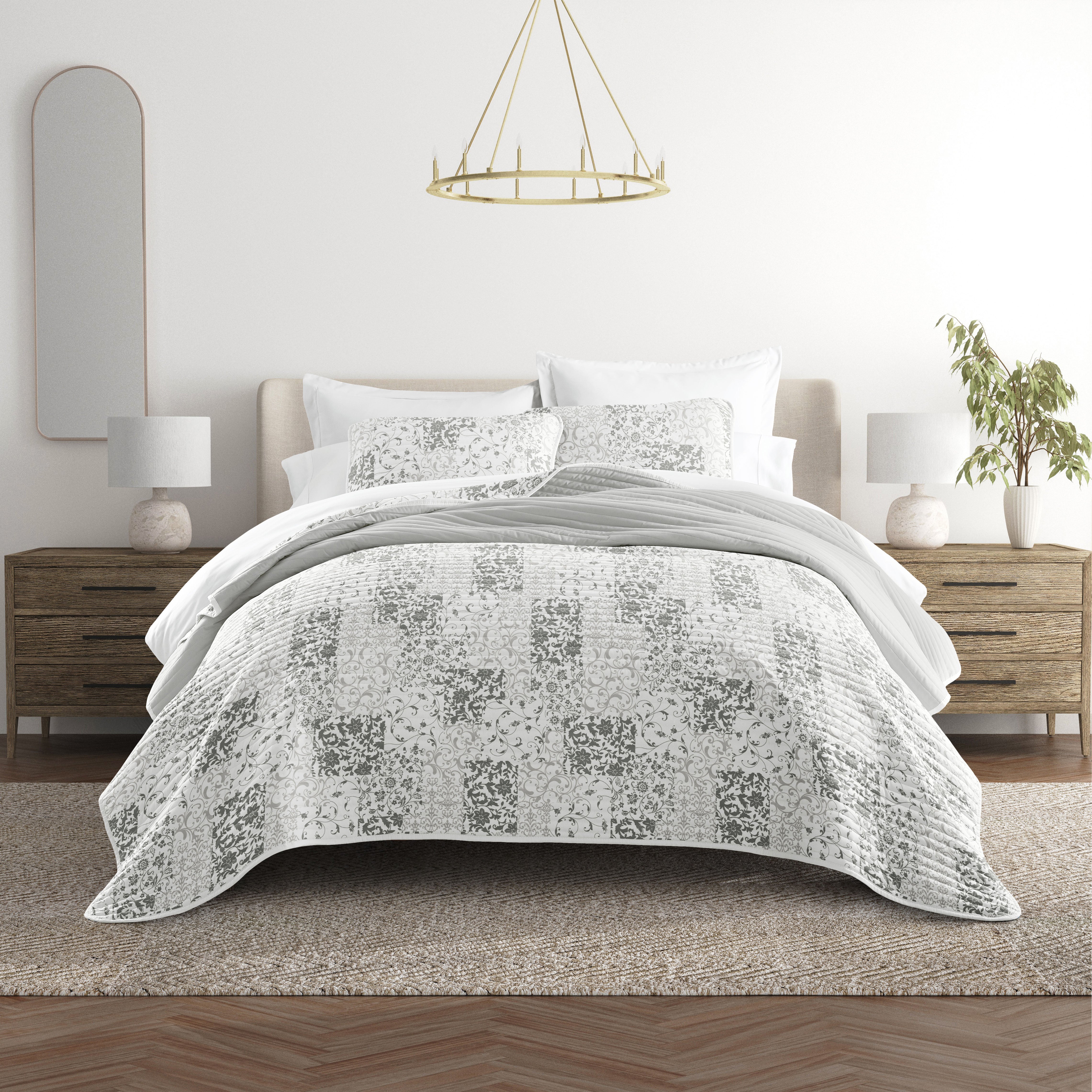 Patchwork Patterned Reversible Quilted Coverlet Set
