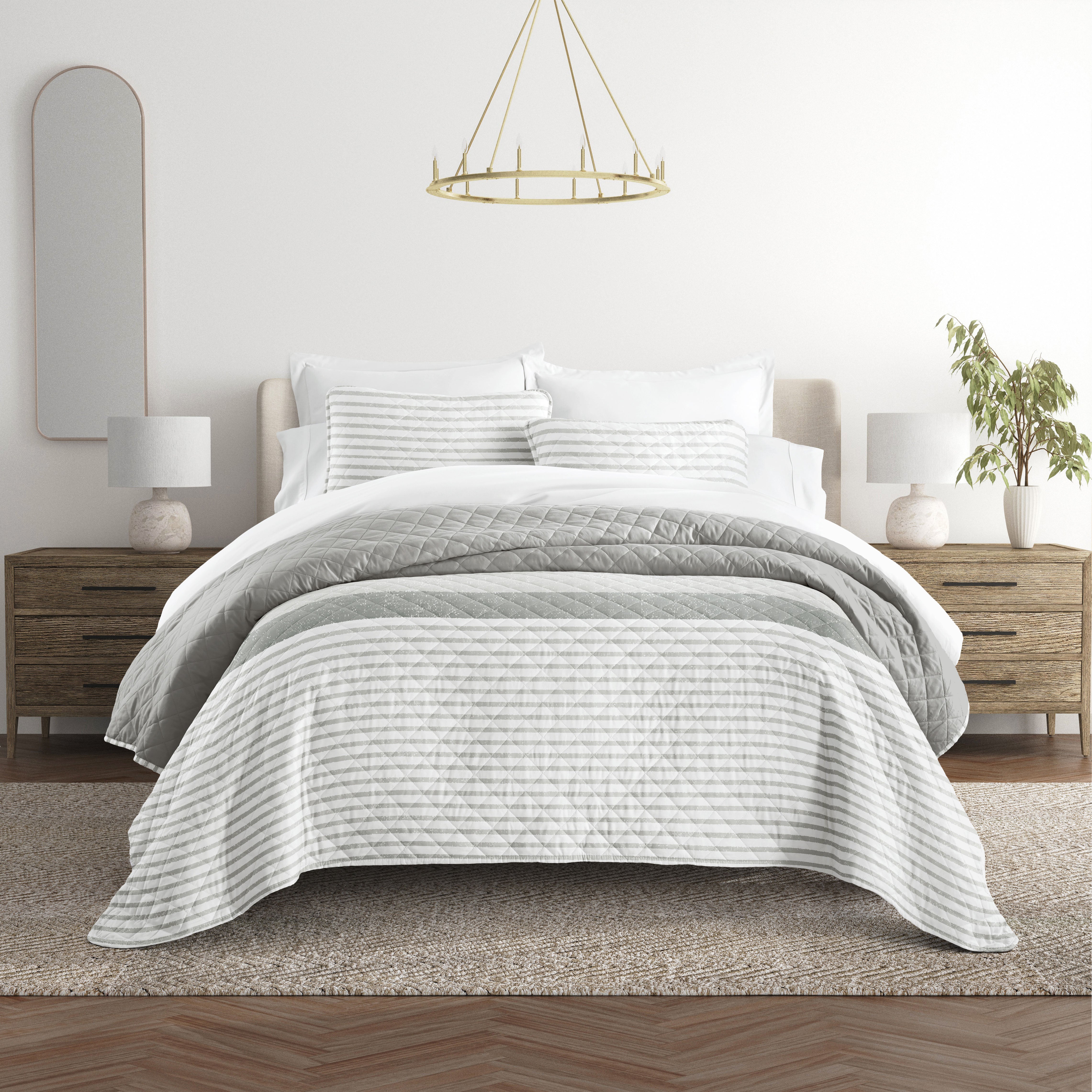 Summer Stripes Patterned Reversible Quilted Coverlet Set