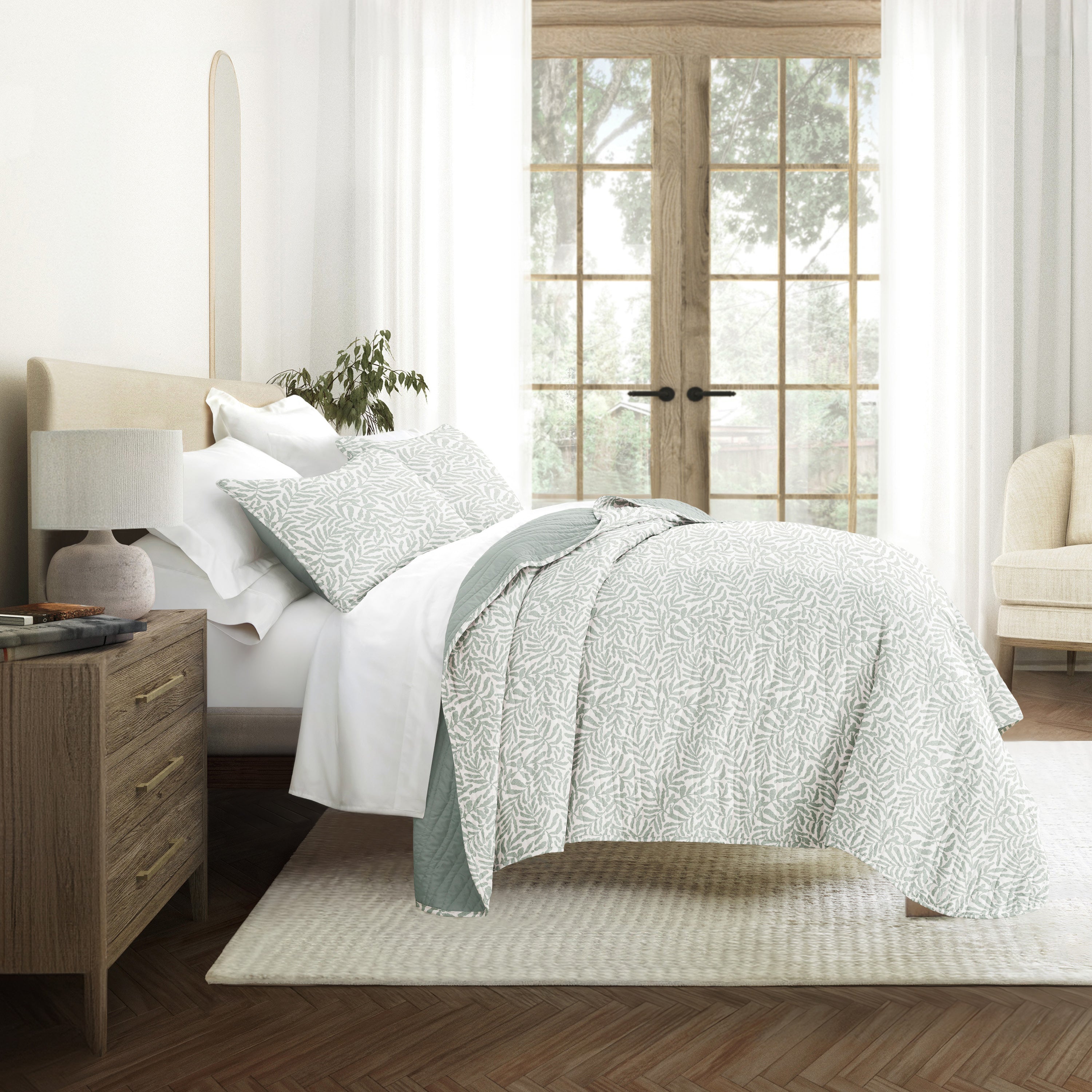 Tossed Ferns Patterned Quilted Coverlet Set