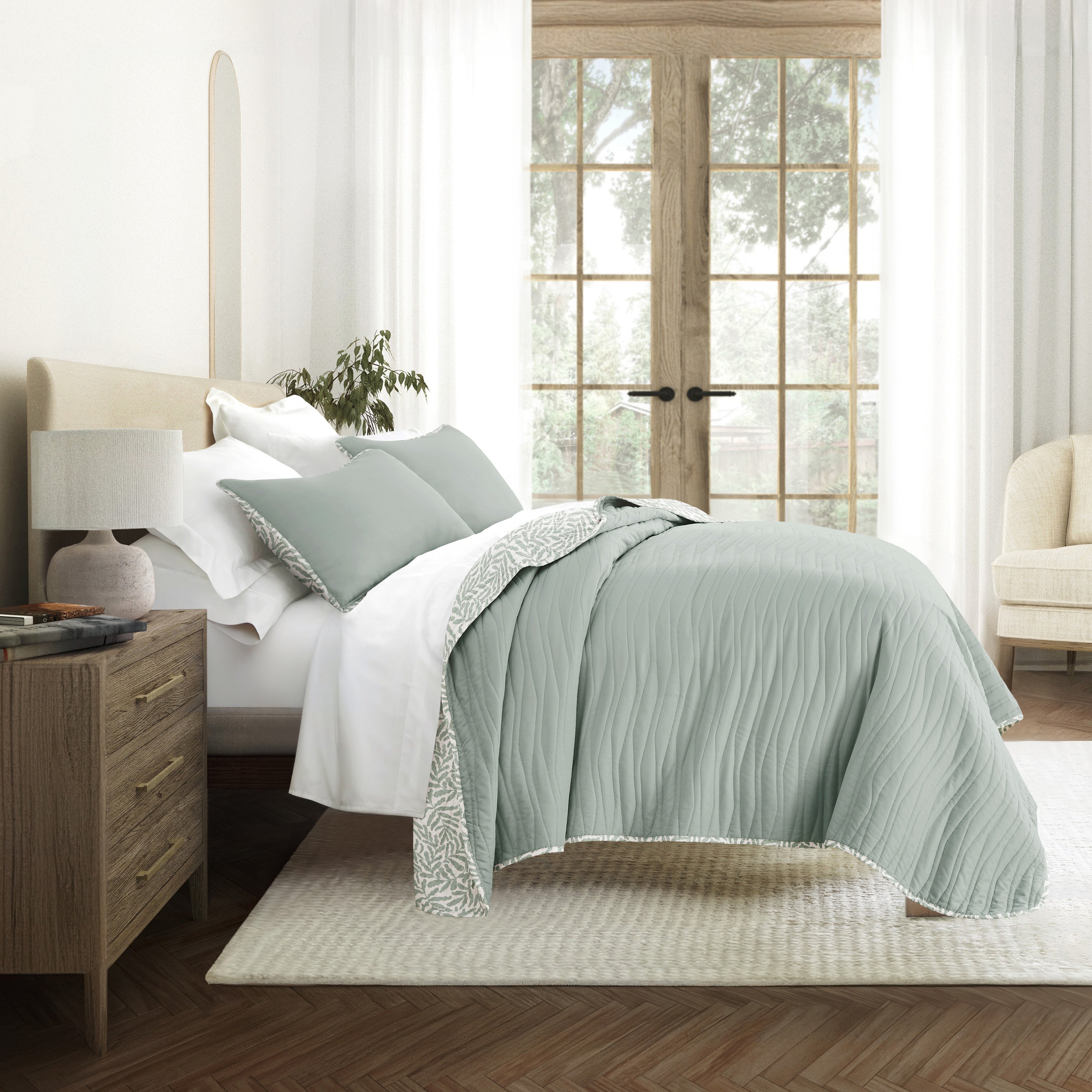 Tossed Ferns Patterned Quilted Coverlet Set