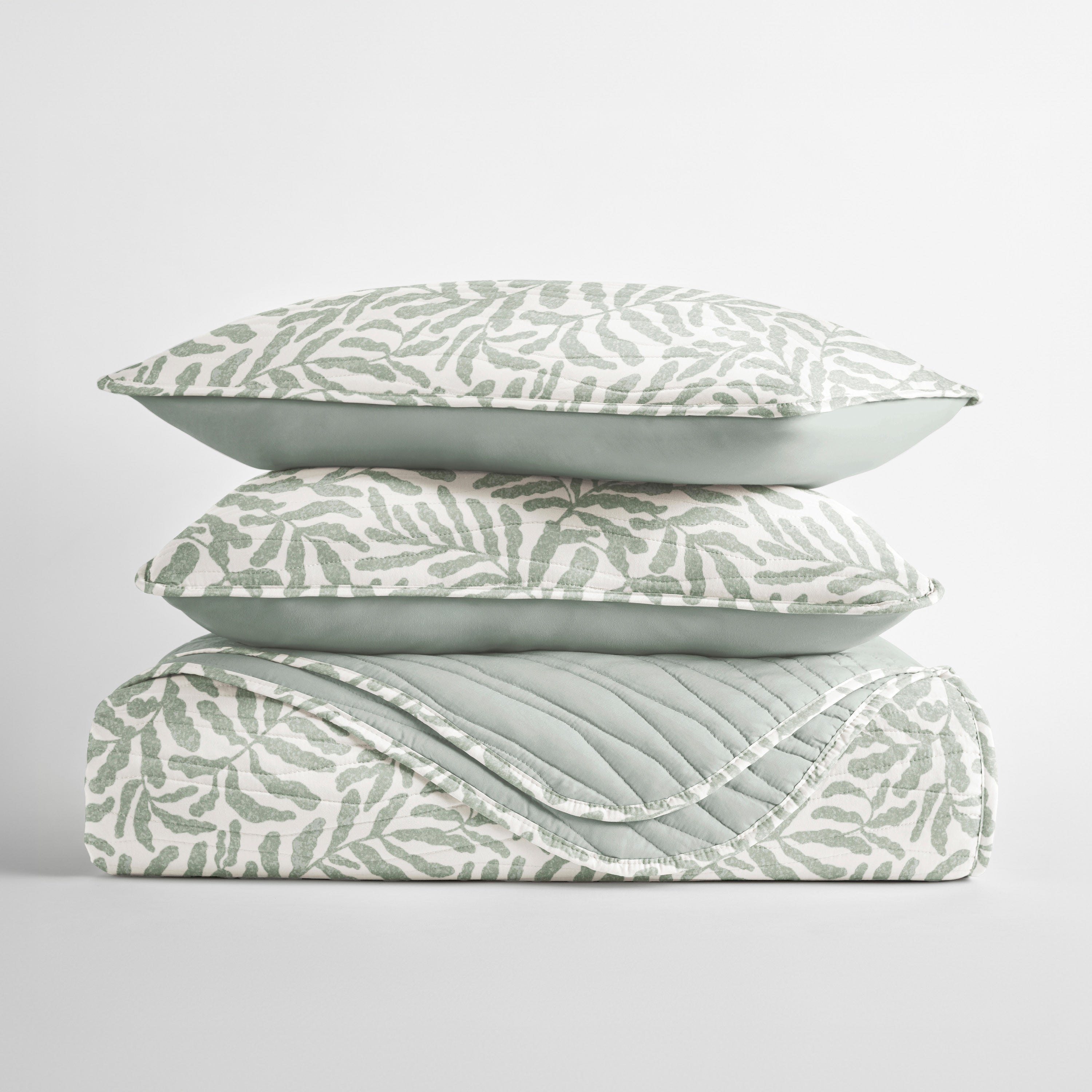 Tossed Ferns Patterned Quilted Coverlet Set