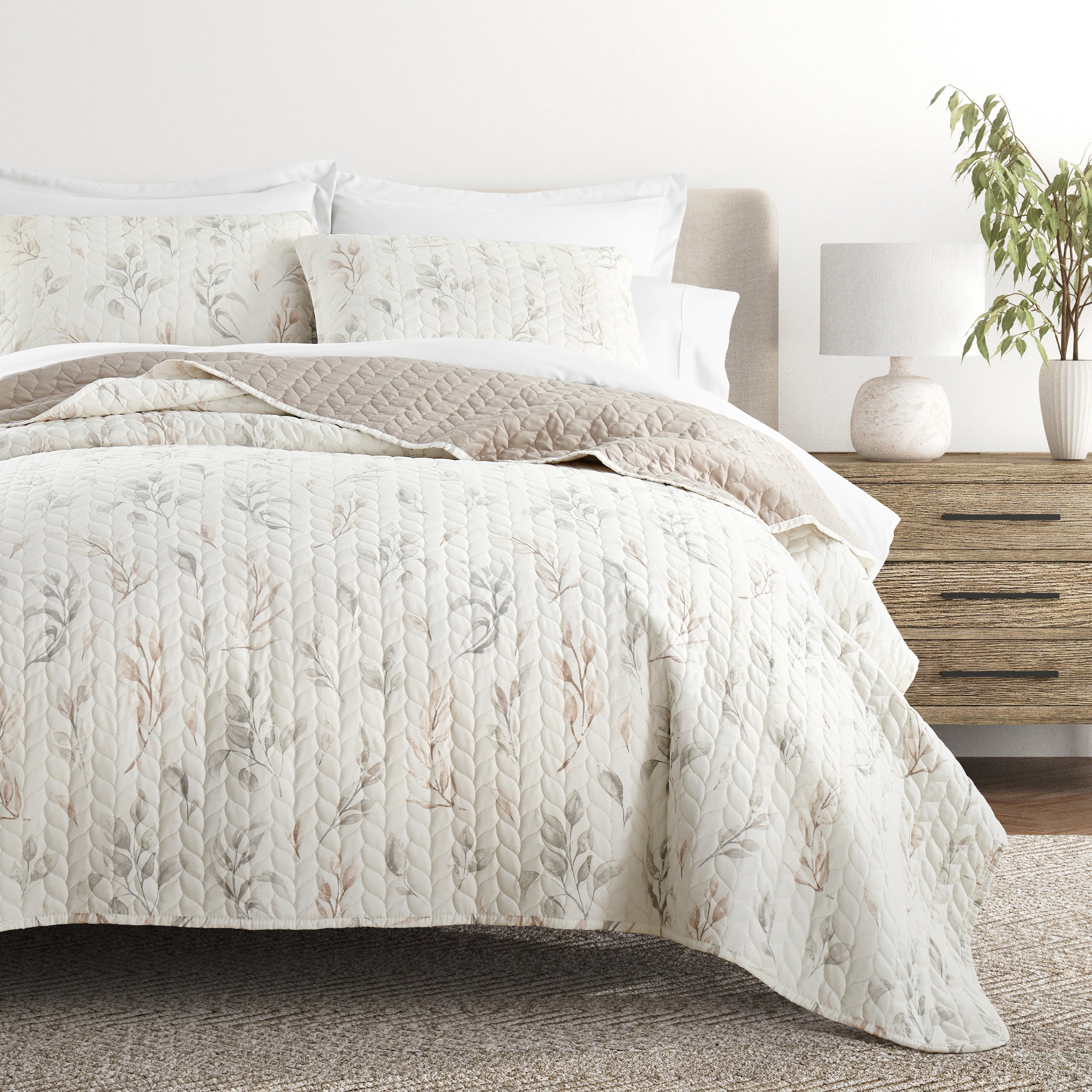 Watercolor Leaves Patterned Reversible Quilted Coverlet Set