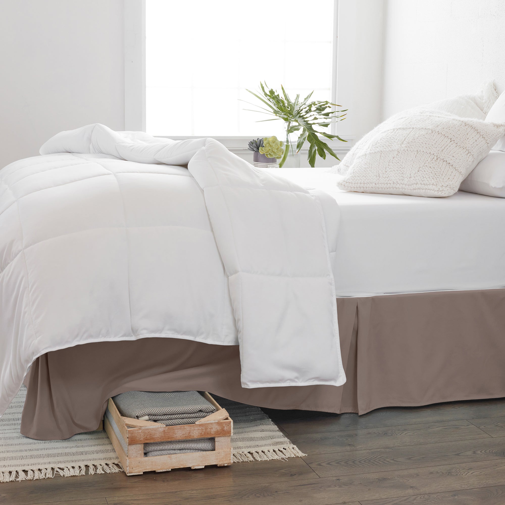 Dust Ruffle Pleated Bed Skirt